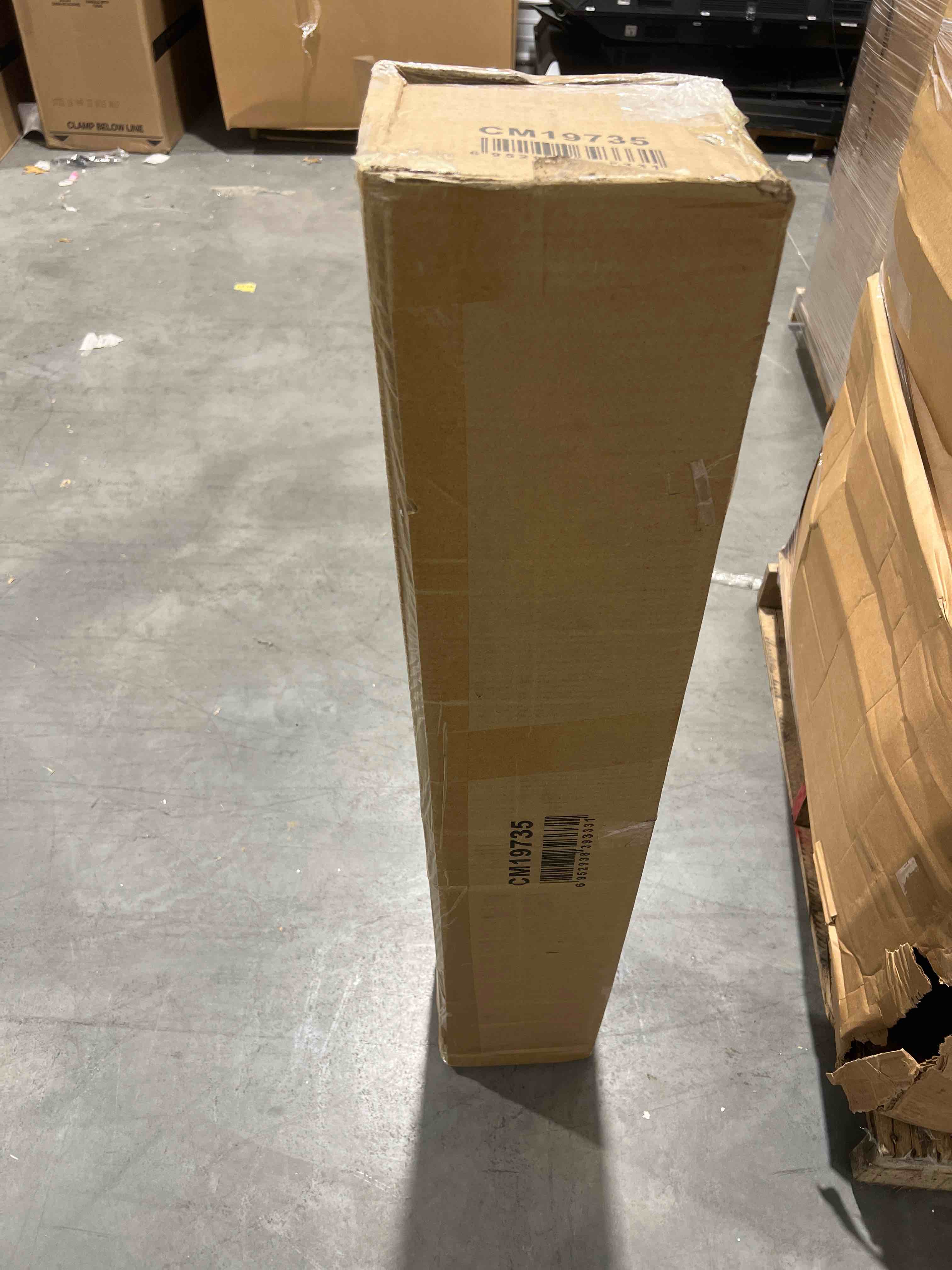https://s3.amazonaws.com/lotting-images-prod/bidfta/BLU4989340_1701191299572.jpeg
