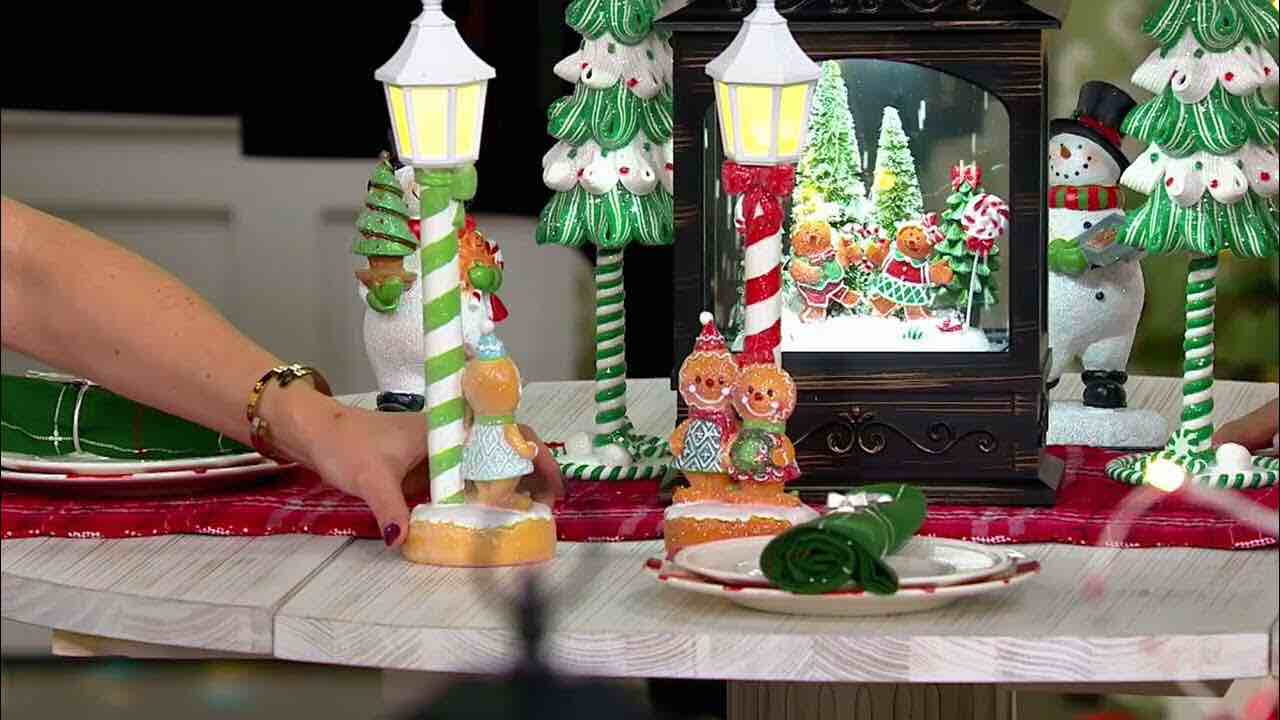 Gingerbread Children with 12" Illuminated Lamp Post by Valerie