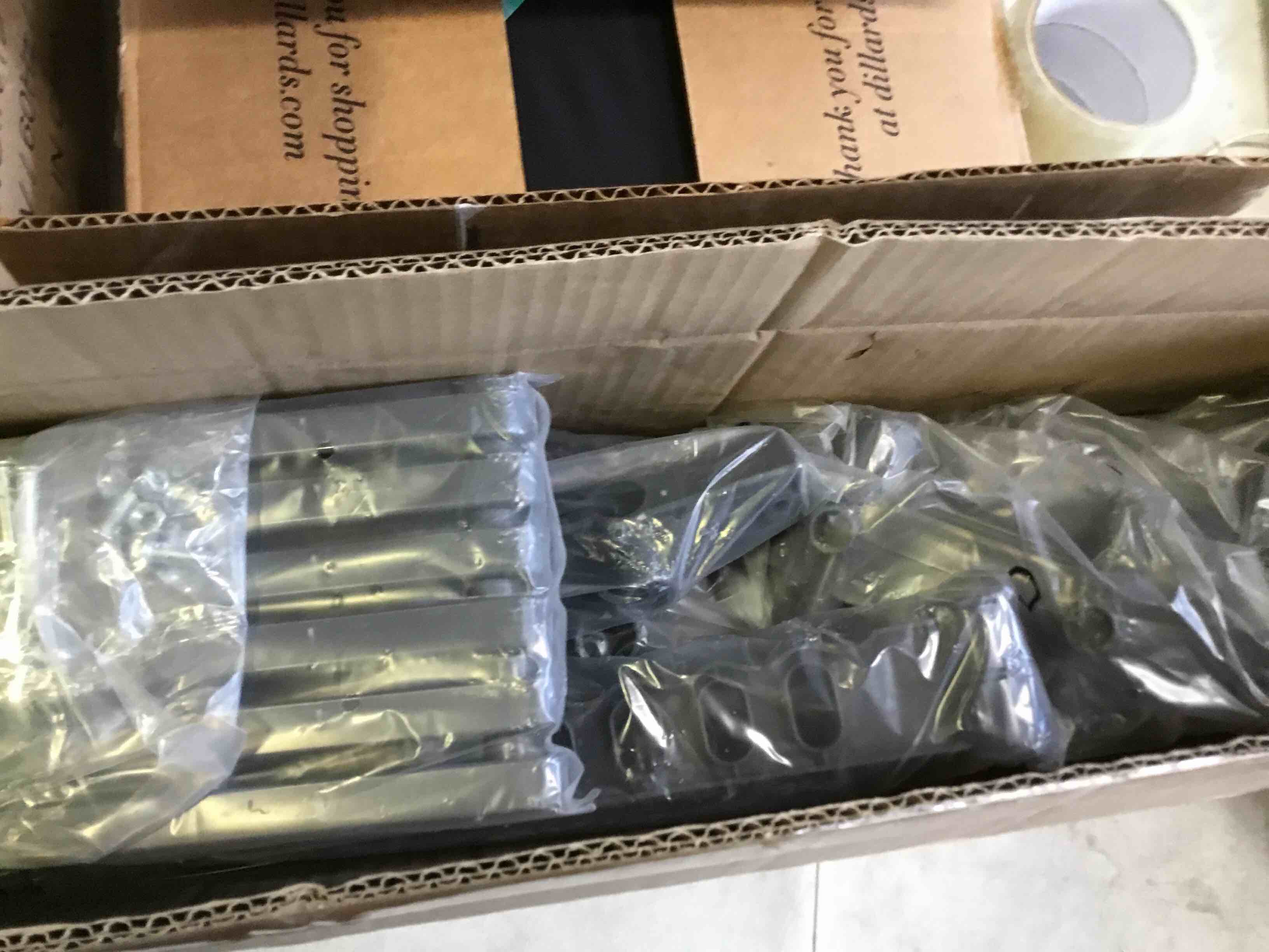 https://s3.amazonaws.com/lotting-images-prod/bidfta/BLU4993692_1692716715633.jpeg