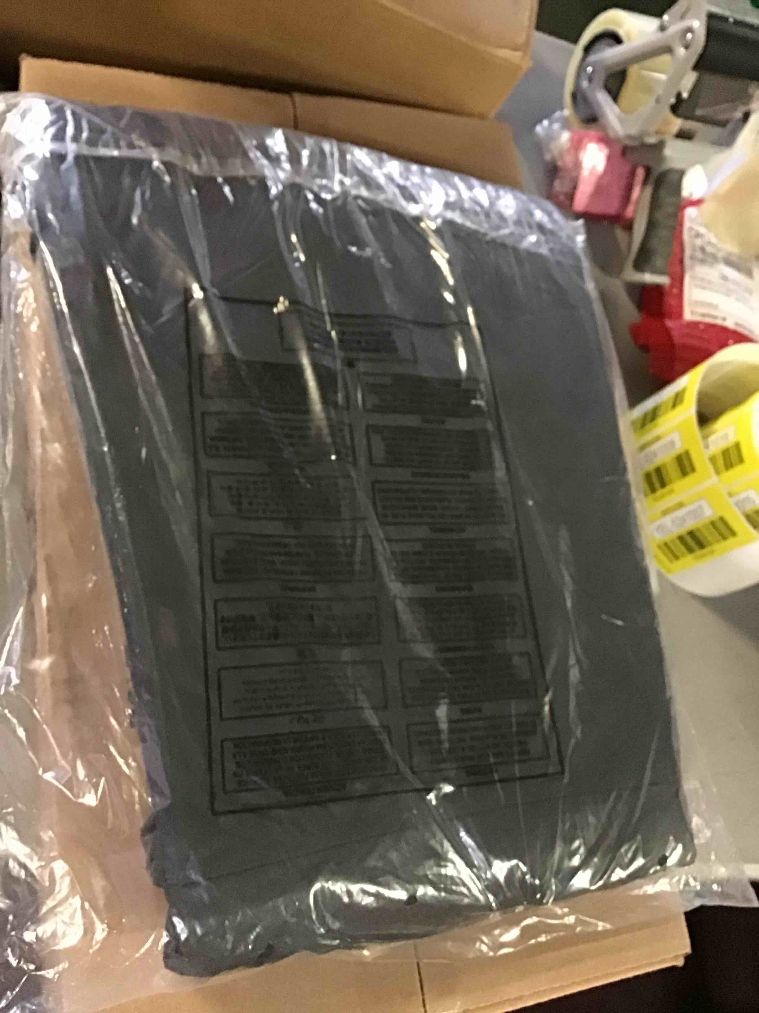 https://s3.amazonaws.com/lotting-images-prod/bidfta/BLU4995084_1691610327113.jpeg