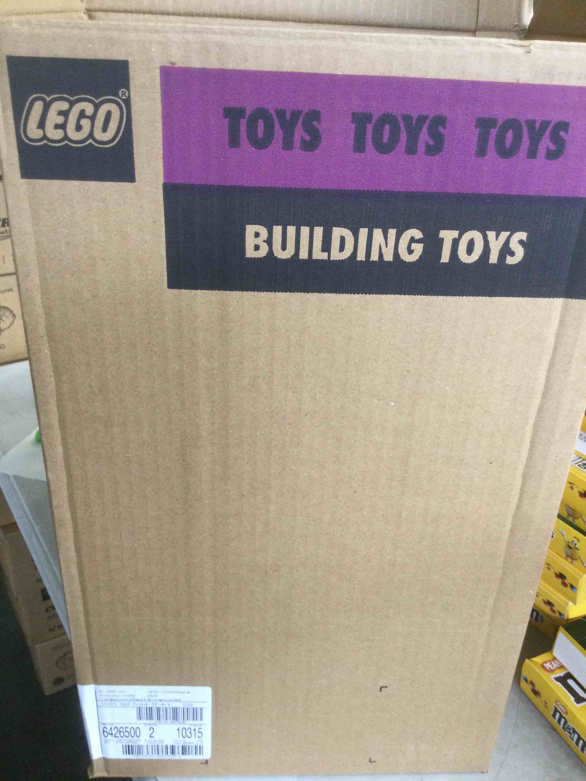https://s3.amazonaws.com/lotting-images-prod/bidfta/BLU4996075_1691784389695.jpeg