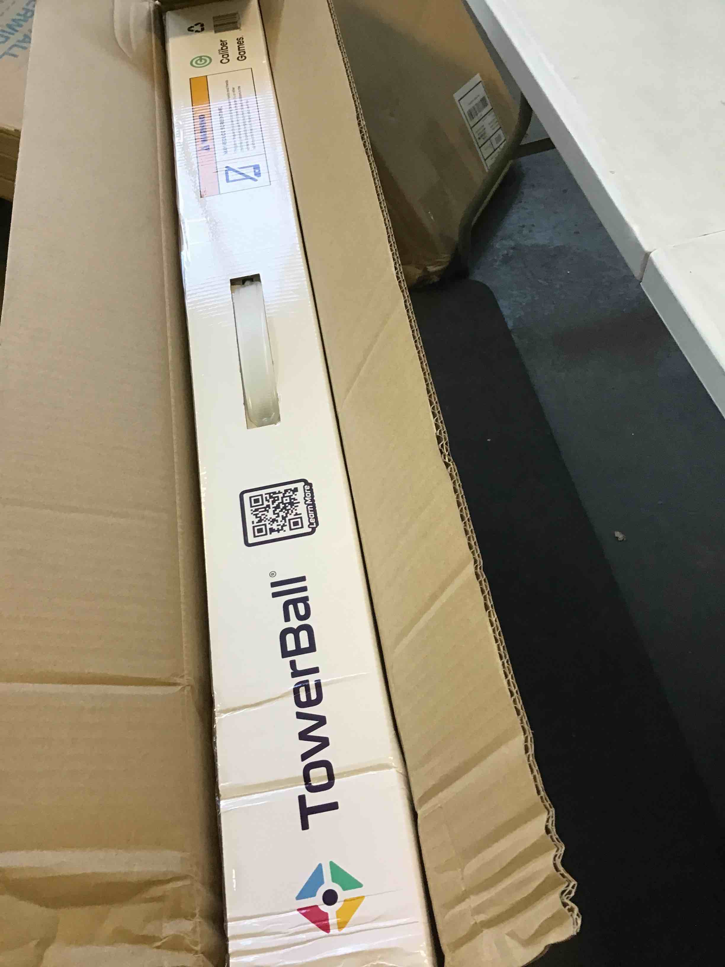https://s3.amazonaws.com/lotting-images-prod/bidfta/BLU4996498_1692104719928.jpeg