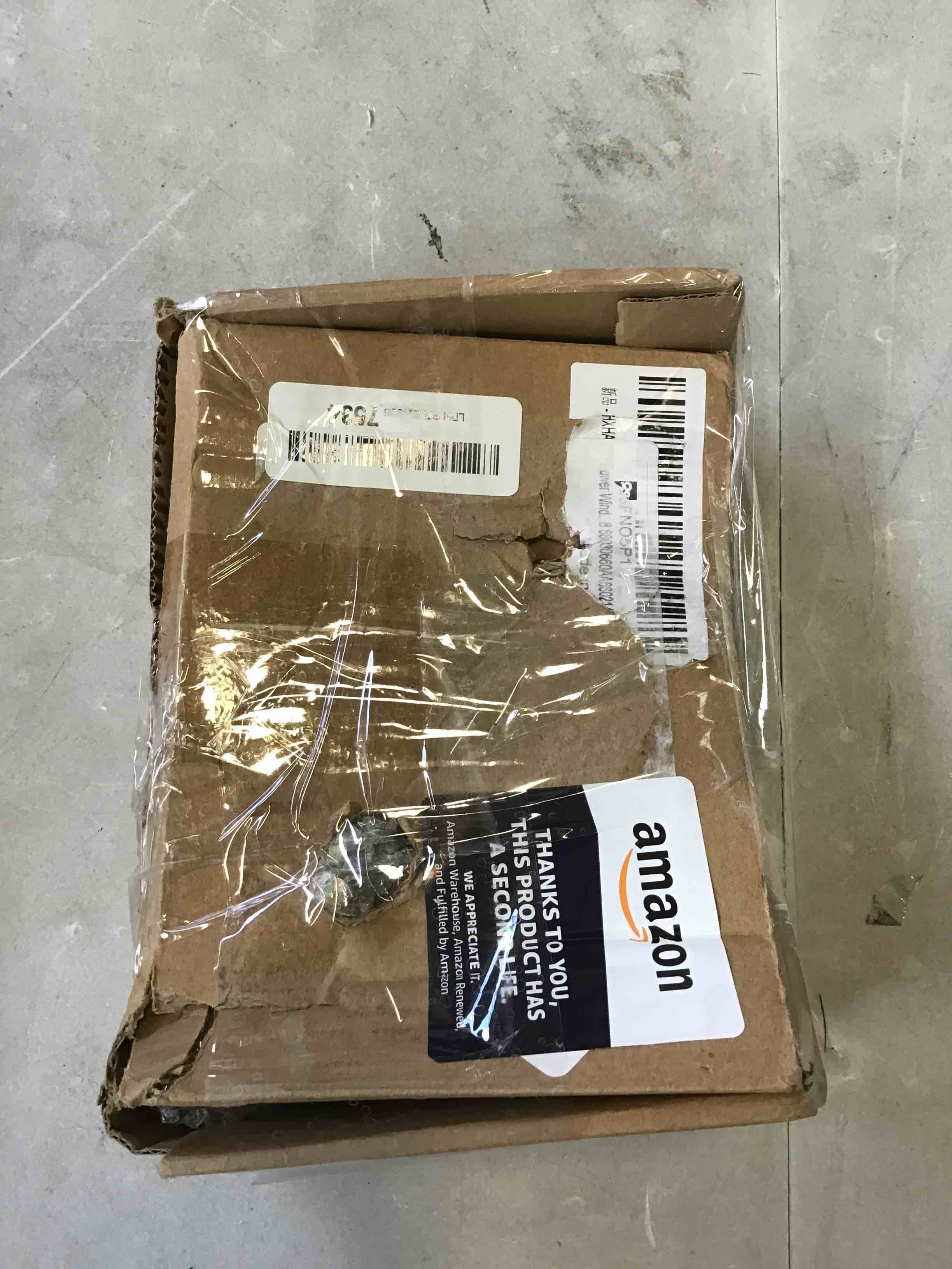 https://s3.amazonaws.com/lotting-images-prod/bidfta/BLU4996577_1692113900726.jpeg
