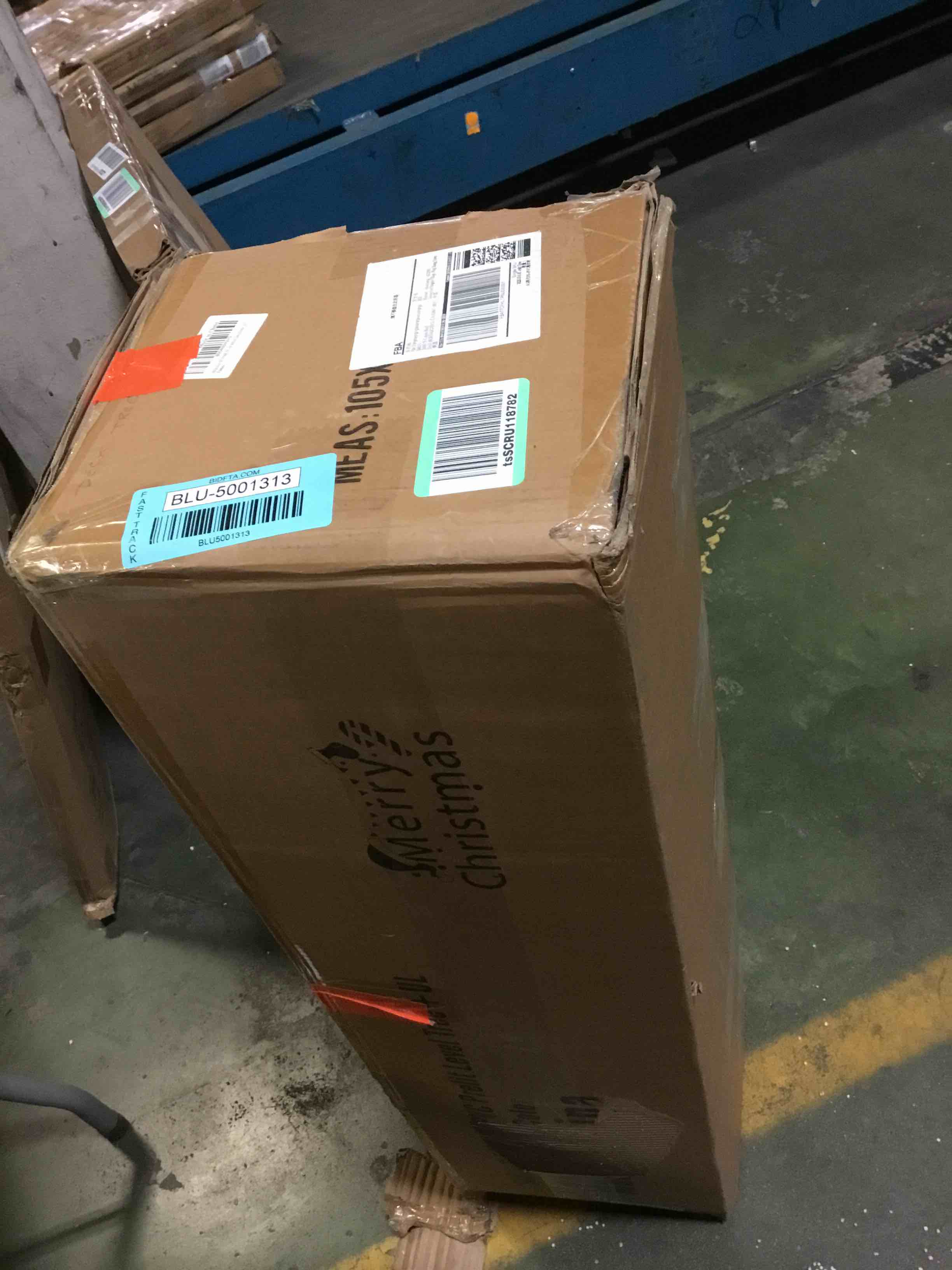 https://s3.amazonaws.com/lotting-images-prod/bidfta/BLU5001313_1702908336247.jpeg