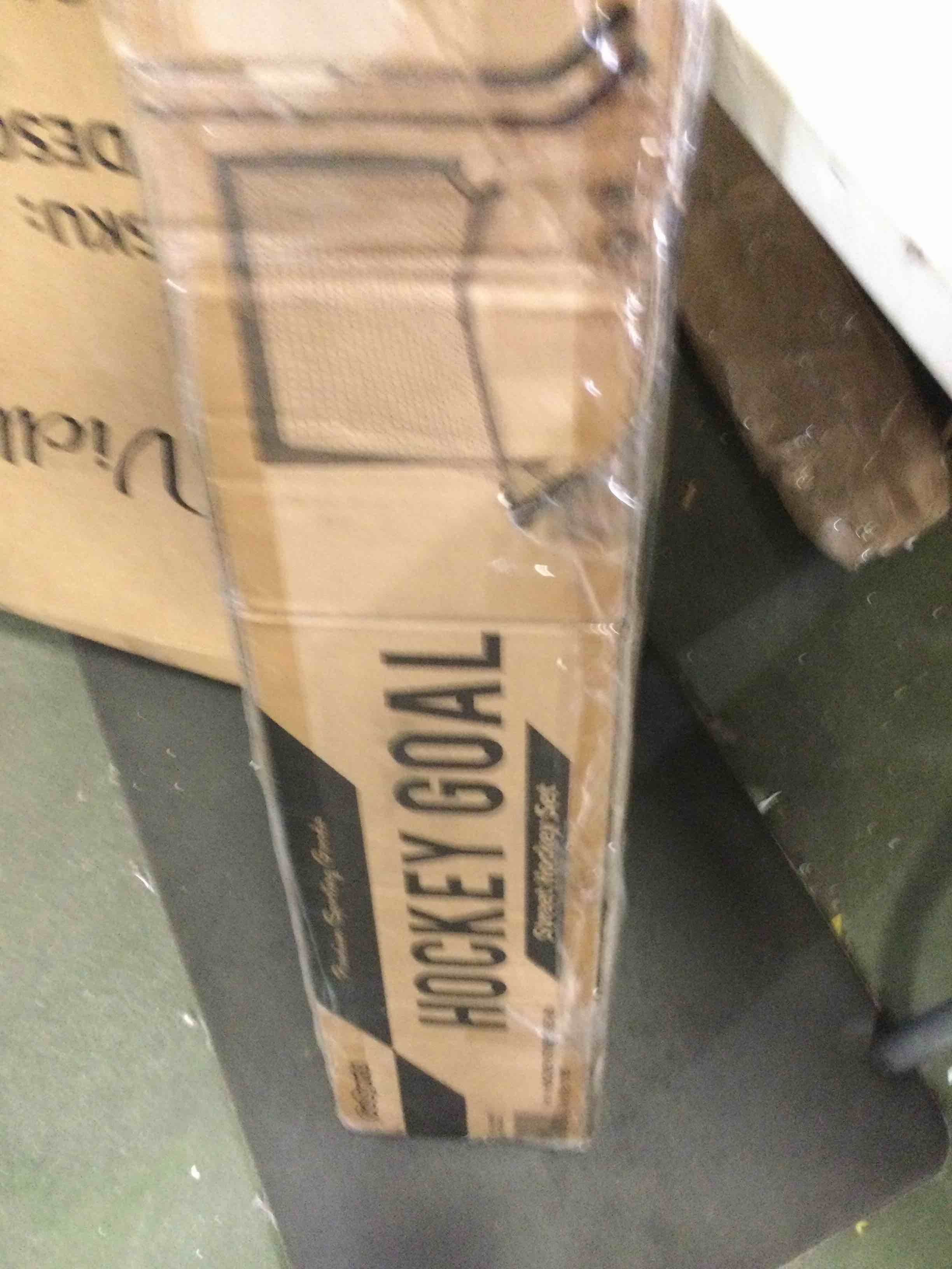 https://s3.amazonaws.com/lotting-images-prod/bidfta/BLU5003111_1693410702877.jpeg