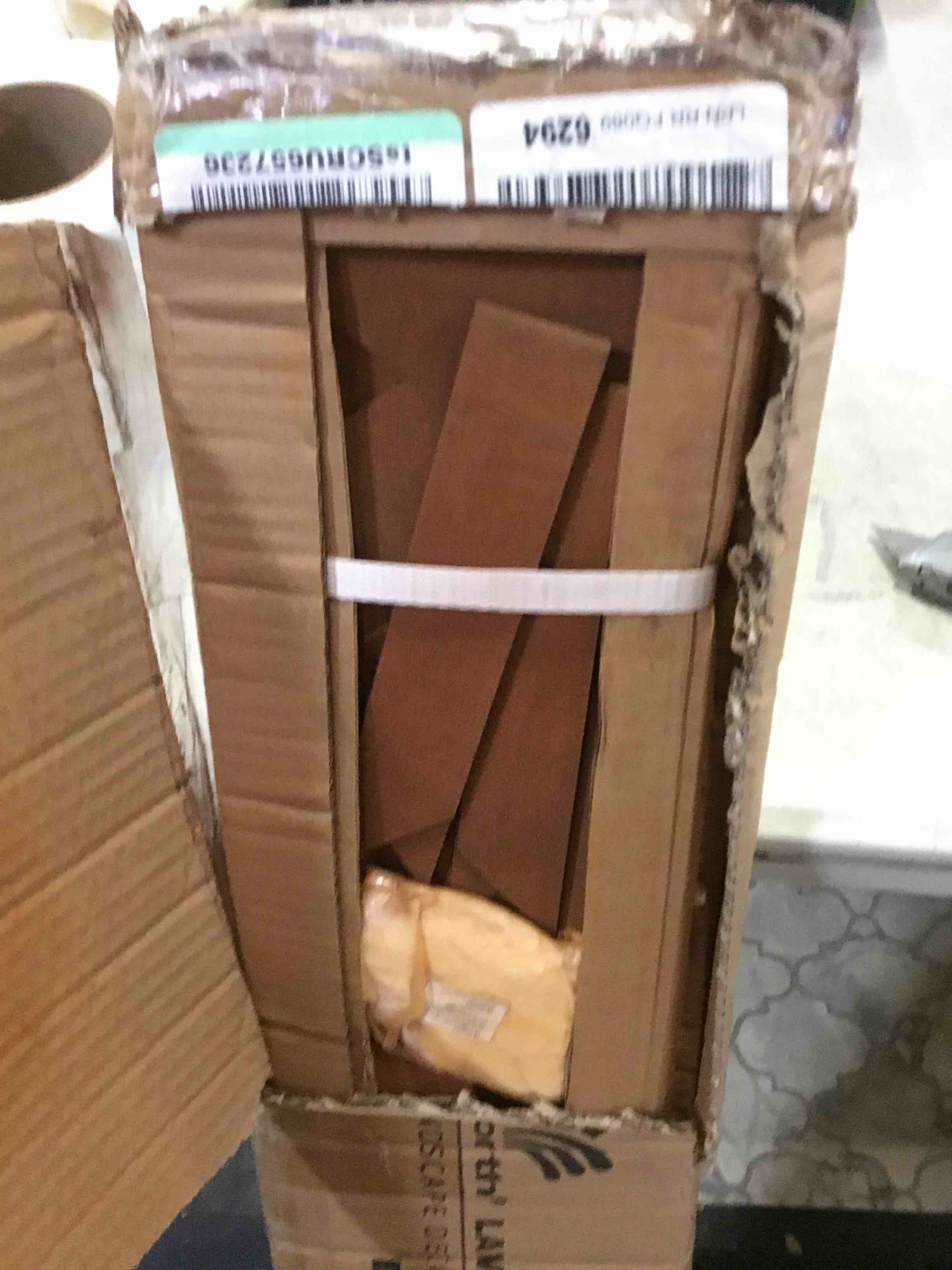 https://s3.amazonaws.com/lotting-images-prod/bidfta/BLU5003233_1693484728731.jpeg