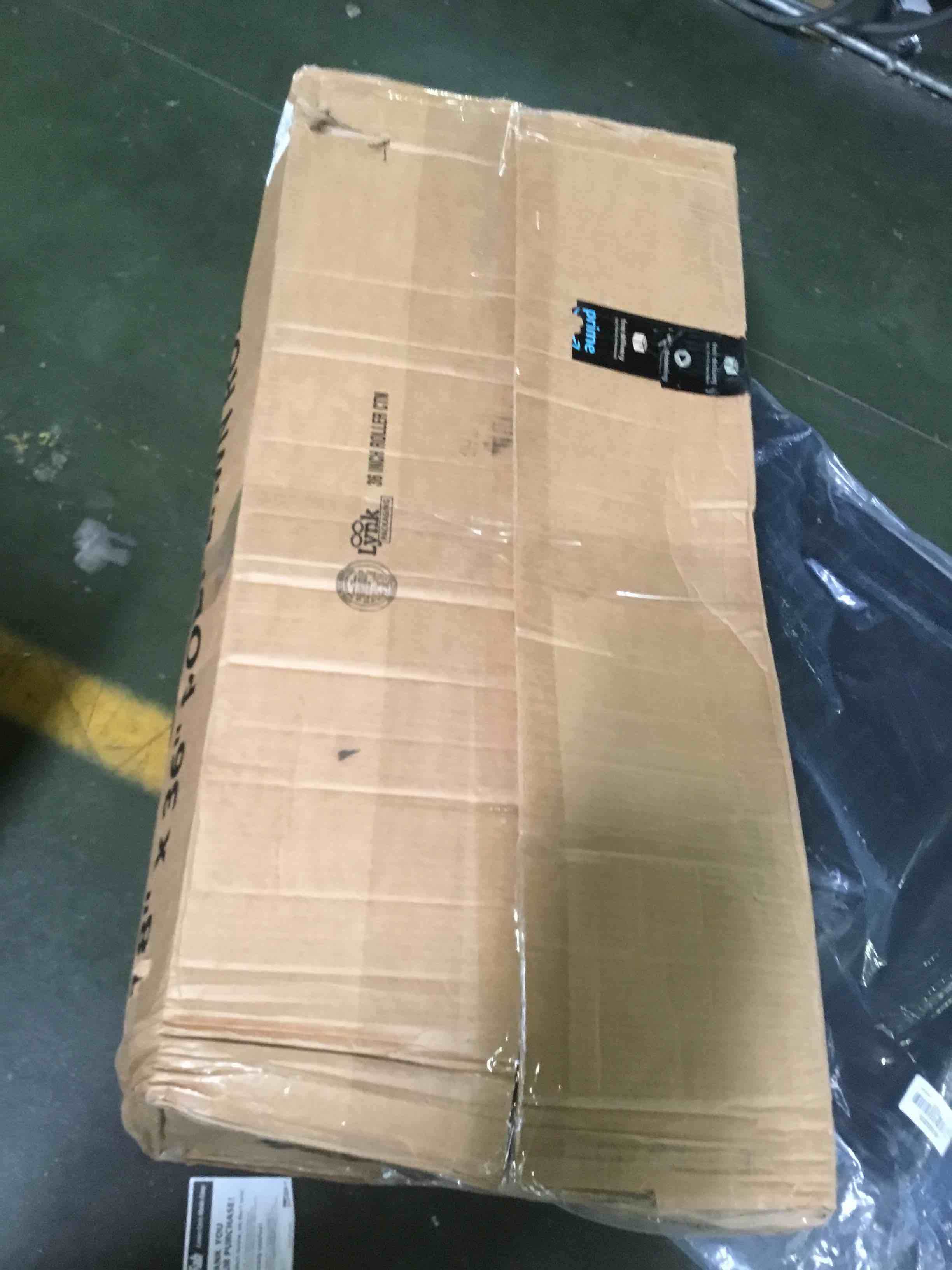 https://s3.amazonaws.com/lotting-images-prod/bidfta/BLU5003653_1693941720545.jpeg