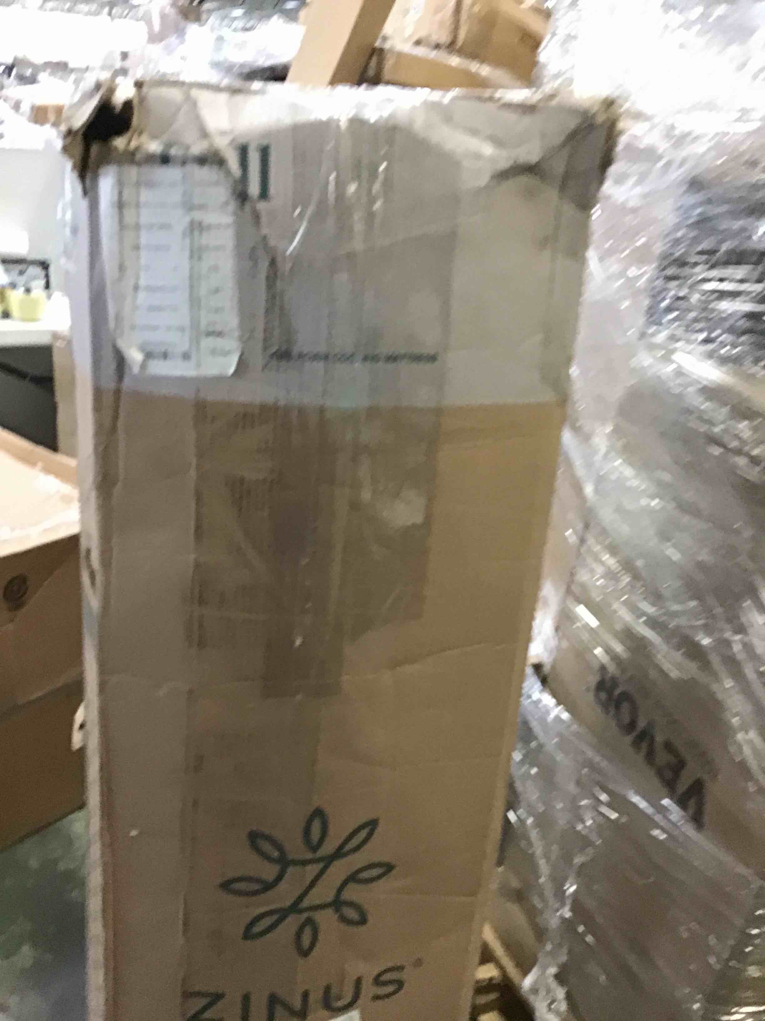https://s3.amazonaws.com/lotting-images-prod/bidfta/BLU5003826_1694024217779.jpeg