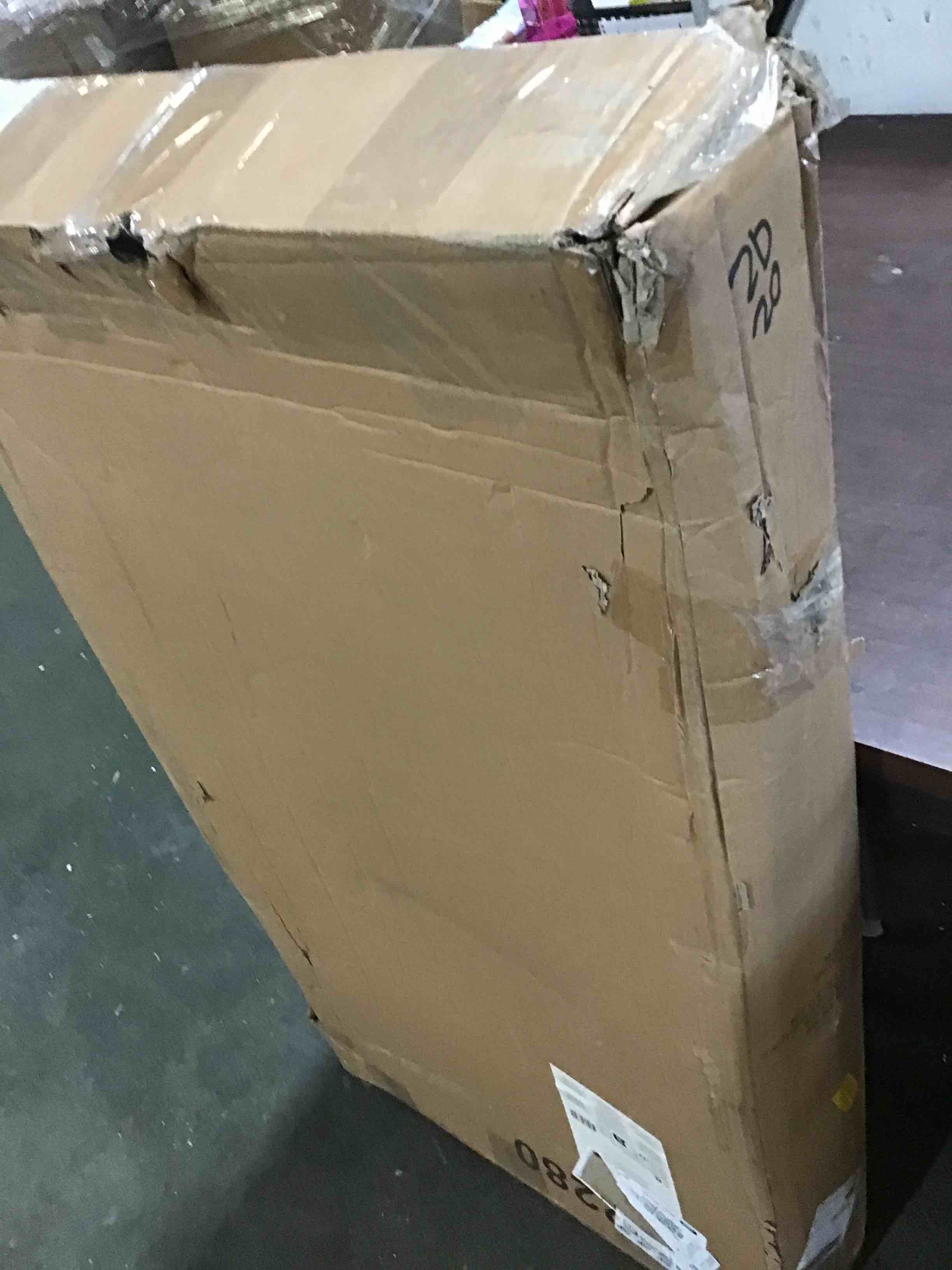 https://s3.amazonaws.com/lotting-images-prod/bidfta/BLU5004369_1694783468238.jpeg