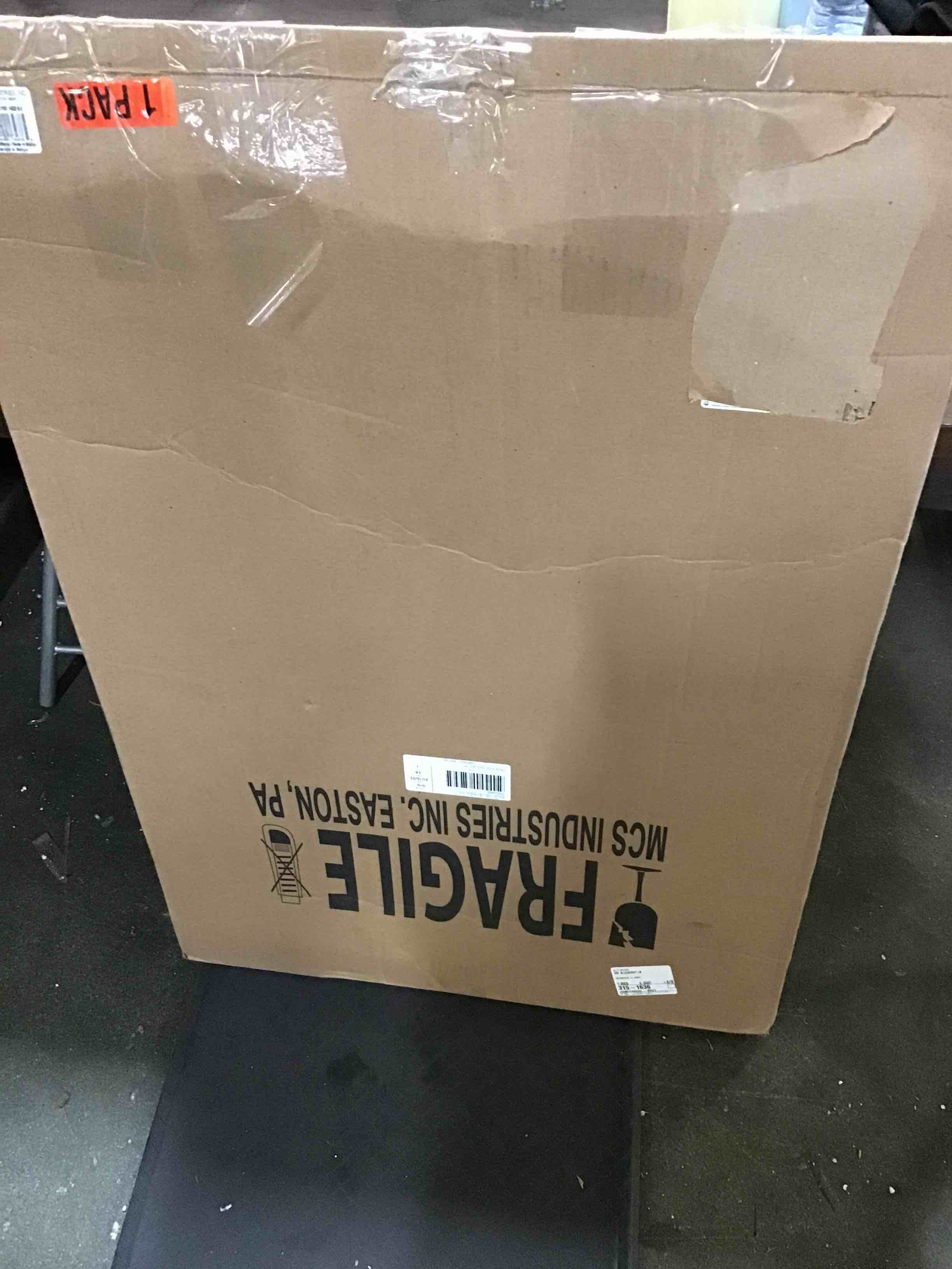 https://s3.amazonaws.com/lotting-images-prod/bidfta/BLU5004383_1694785192266.jpeg