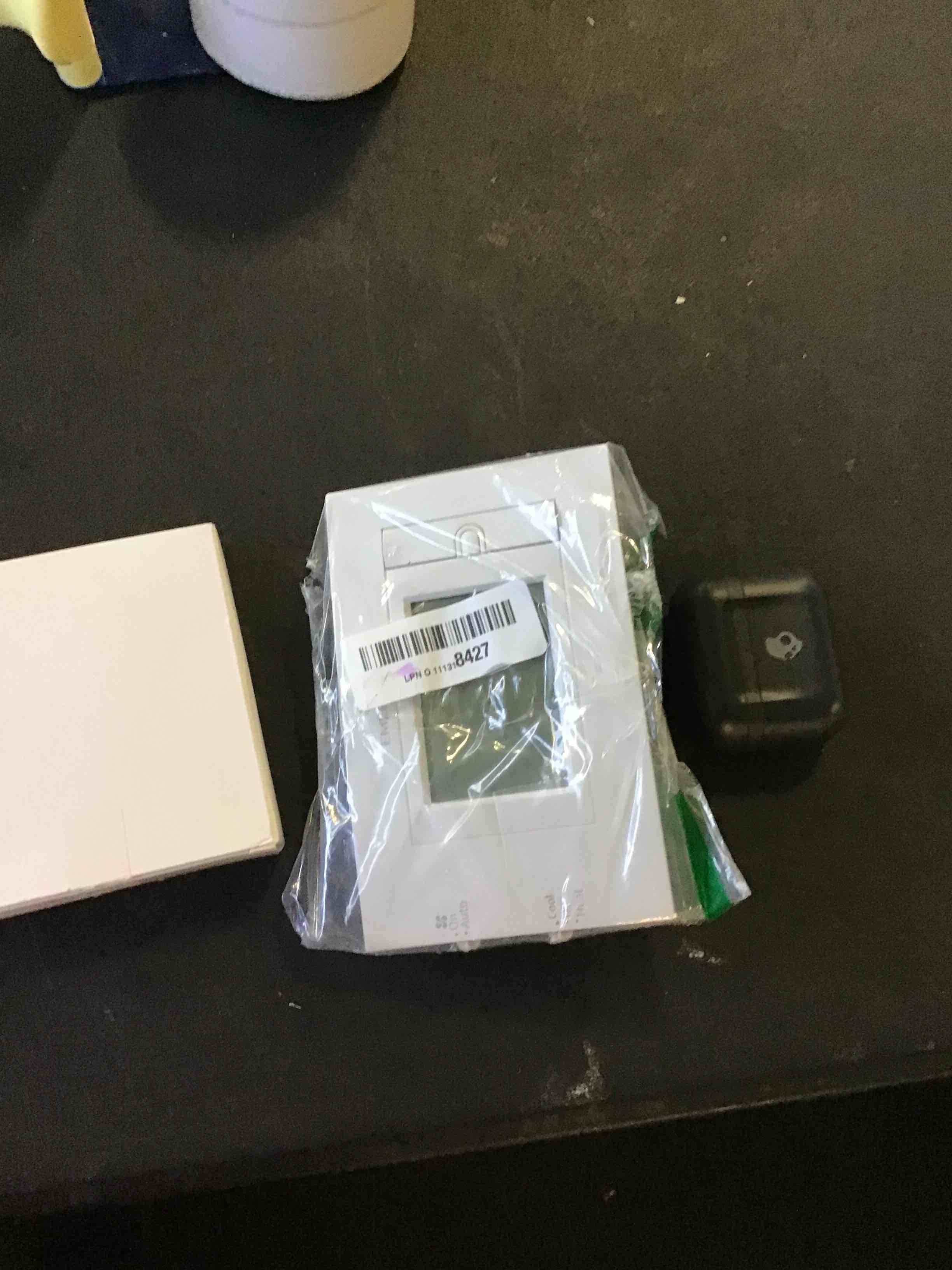 assorted miscellaneous things accessories 