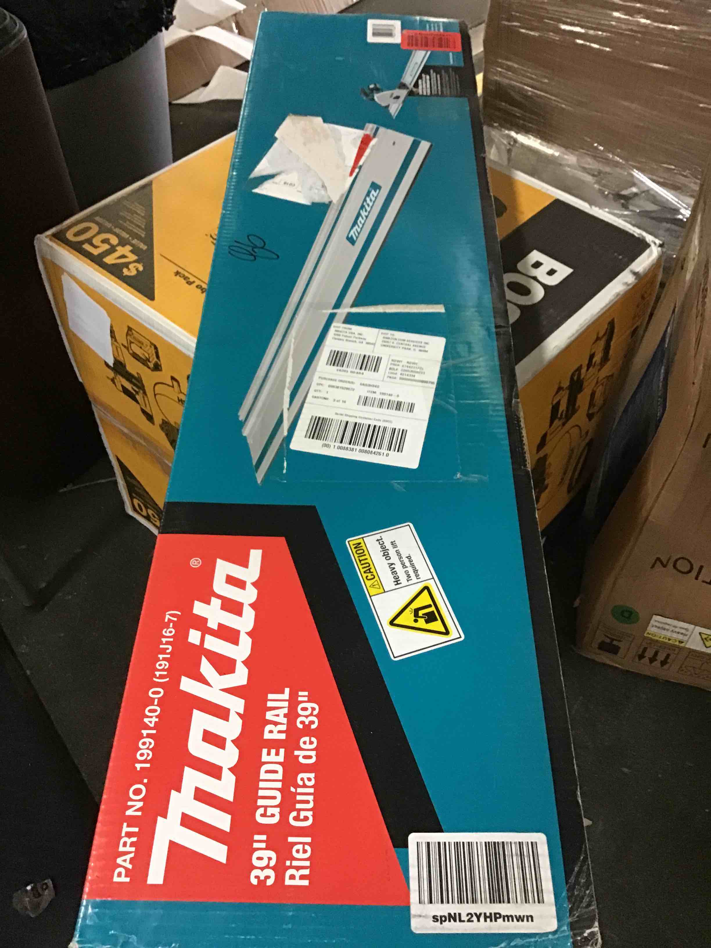 https://s3.amazonaws.com/lotting-images-prod/bidfta/BLU5007731_1692975918252.jpeg