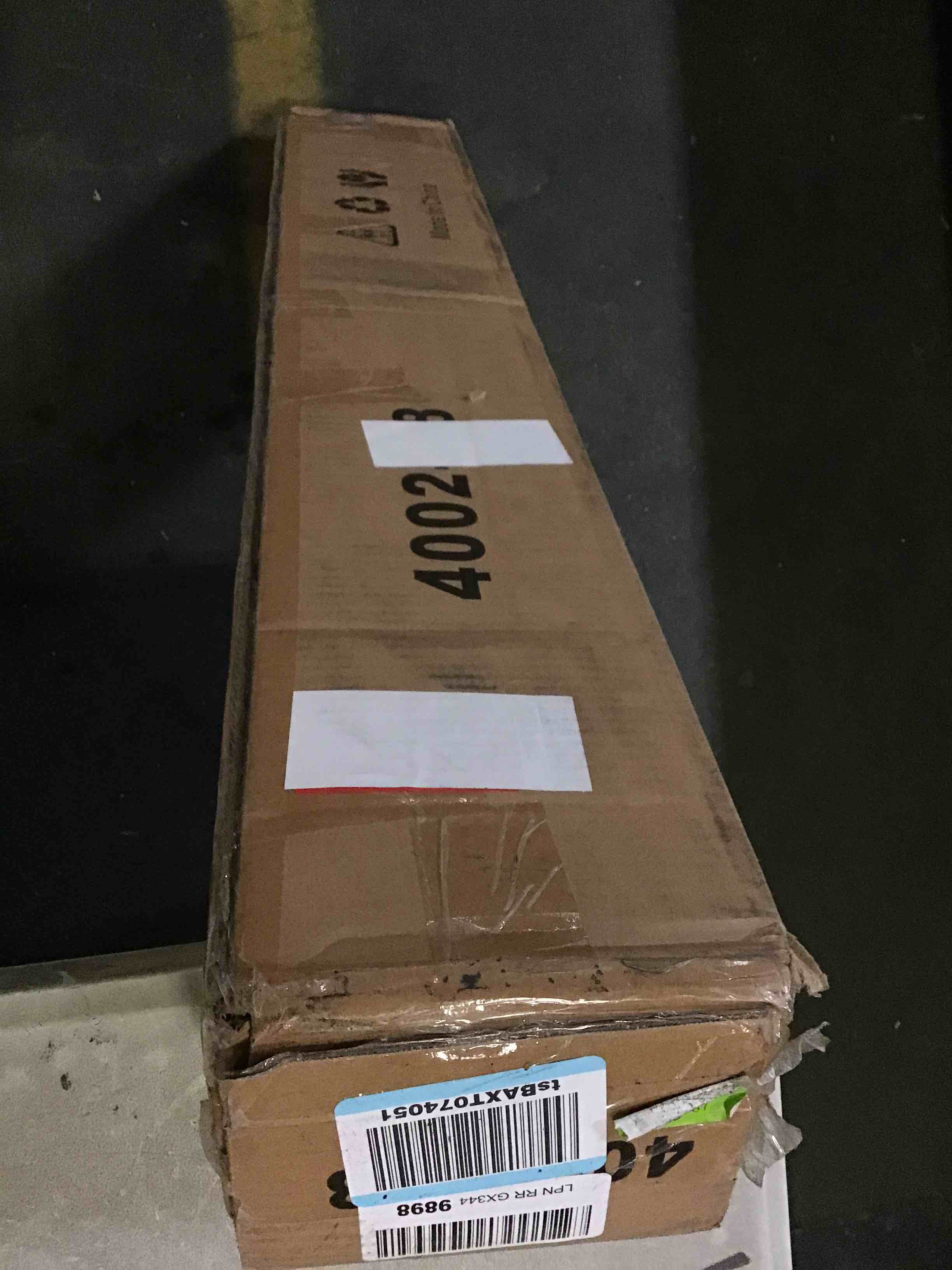 https://s3.amazonaws.com/lotting-images-prod/bidfta/BLU5007773_1692984242259.jpeg