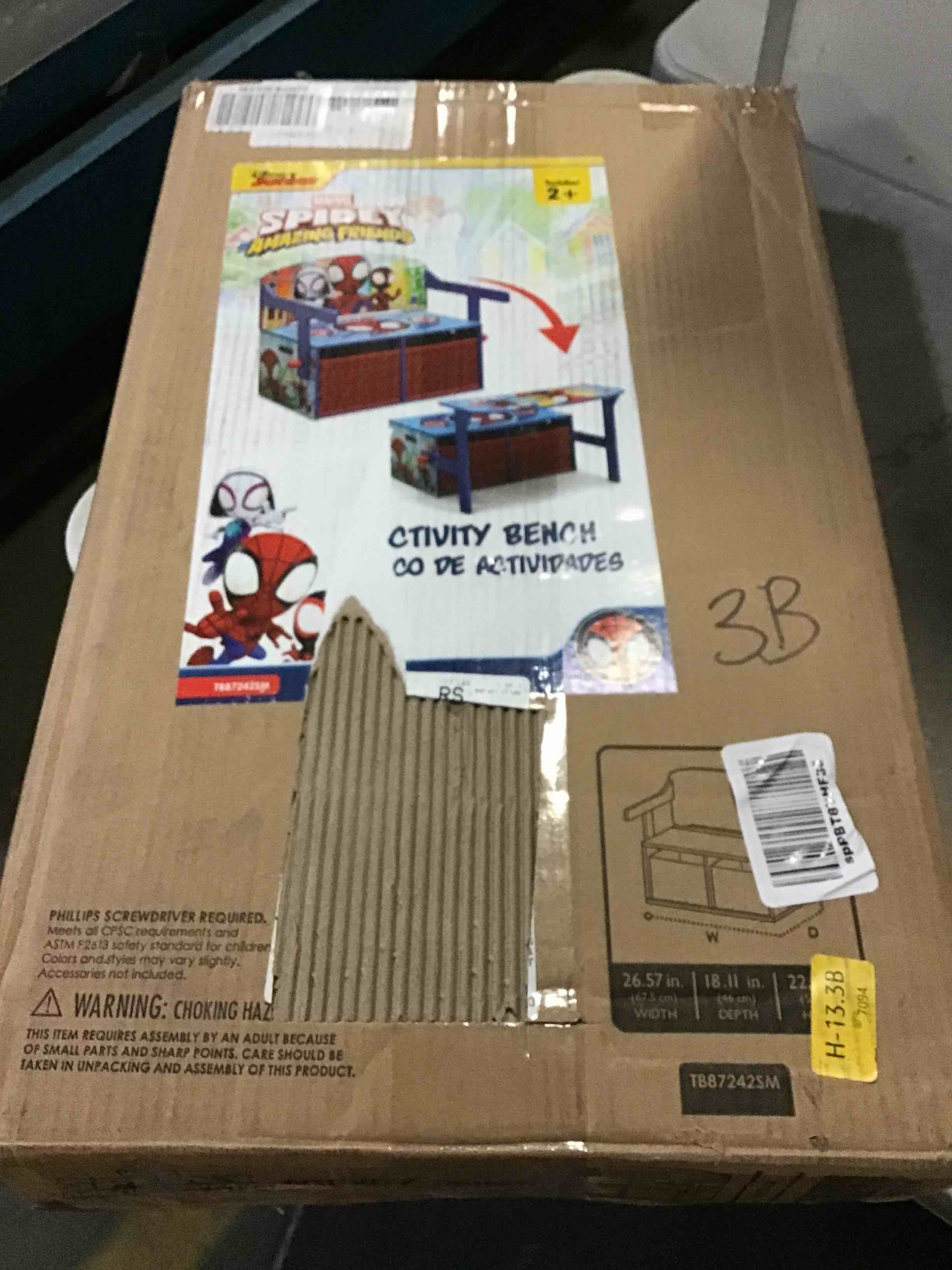 https://s3.amazonaws.com/lotting-images-prod/bidfta/BLU5007884_1693051718395.jpeg