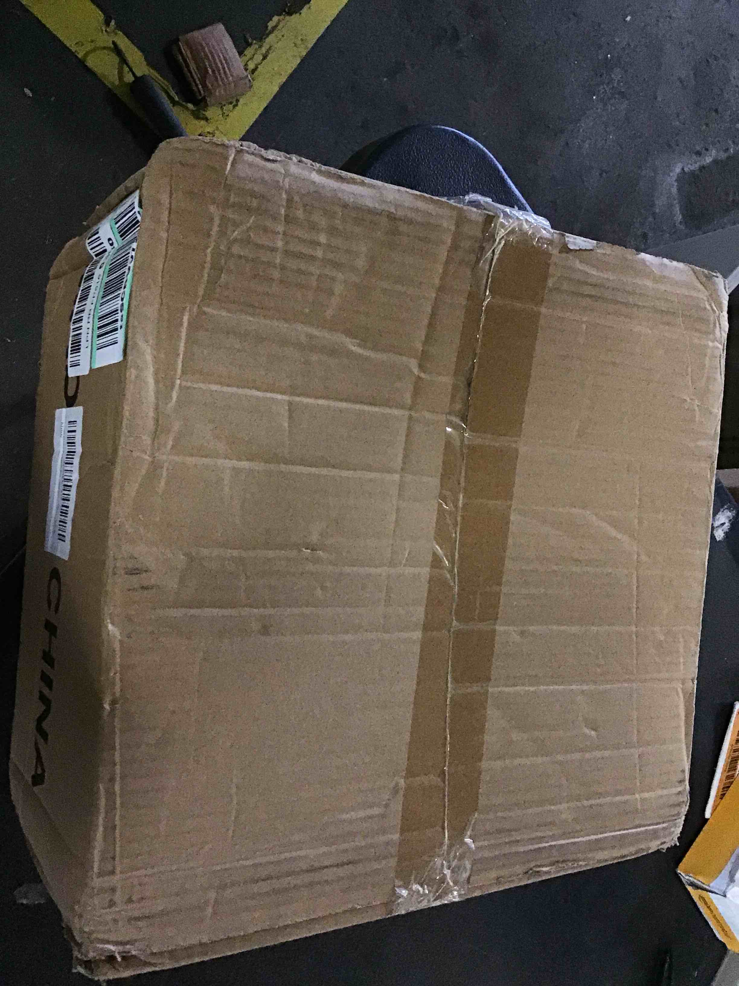 https://s3.amazonaws.com/lotting-images-prod/bidfta/BLU5008045_1693230367693.jpeg