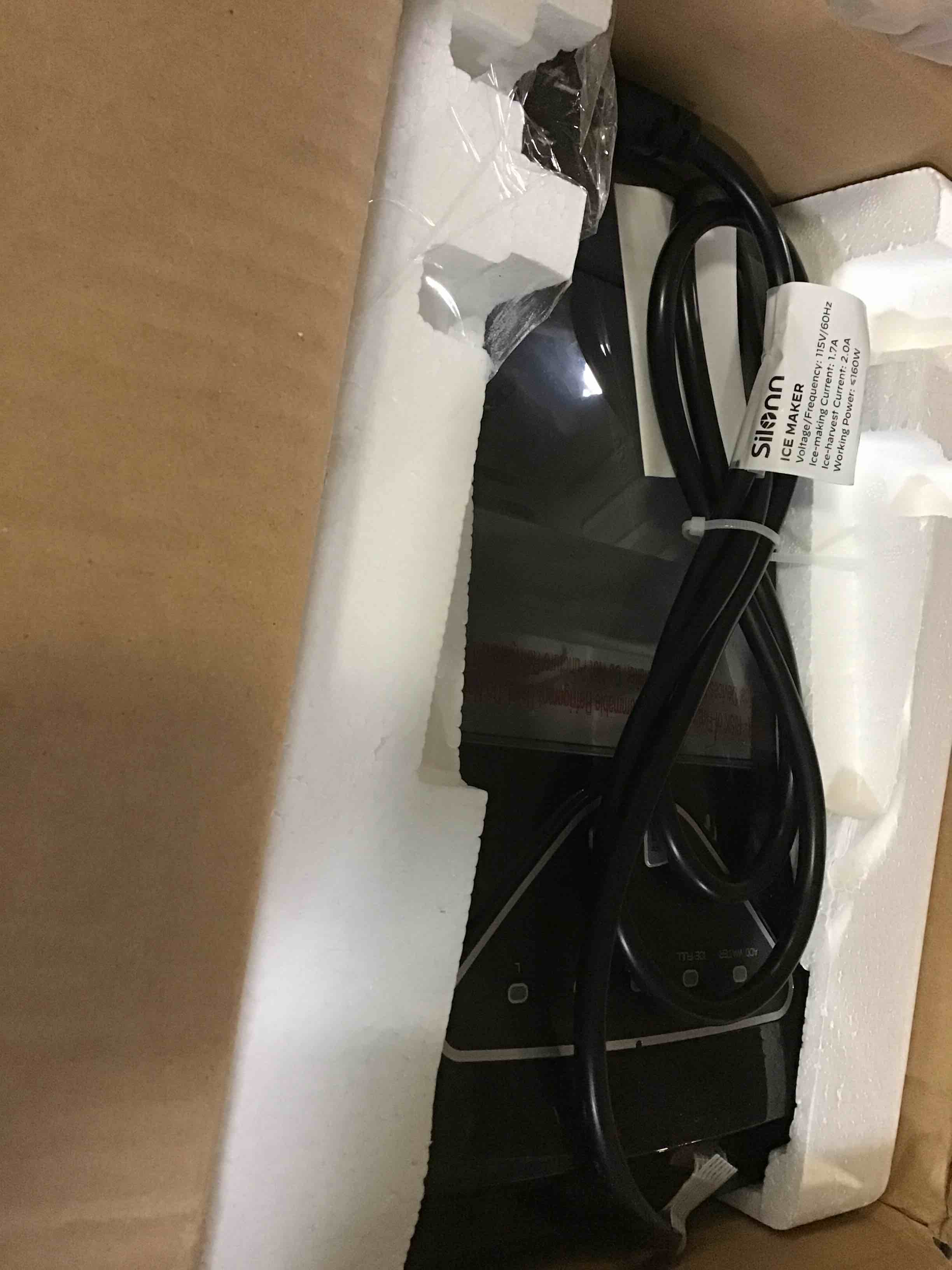 https://s3.amazonaws.com/lotting-images-prod/bidfta/BLU5008053_1693232665565.jpeg