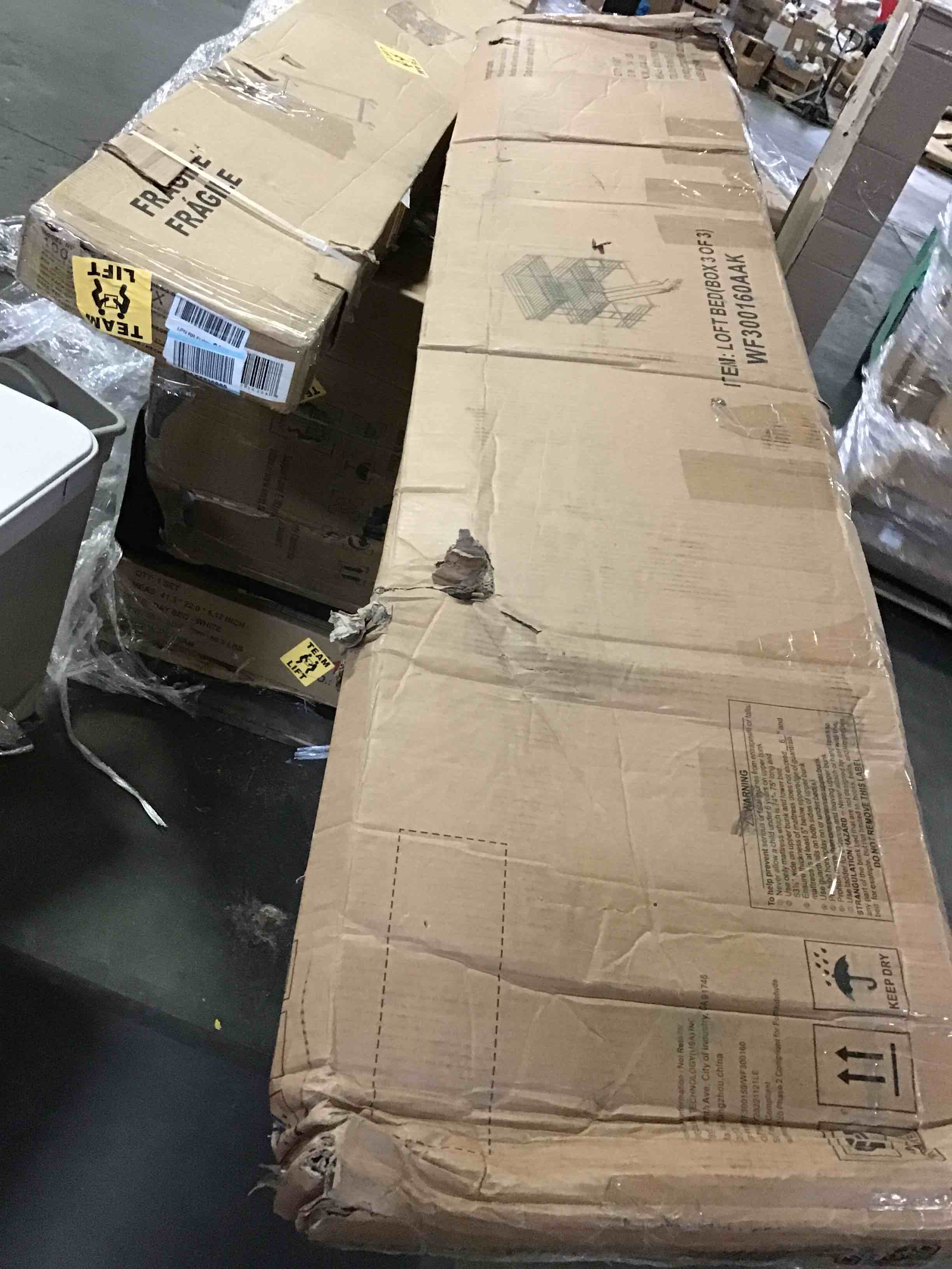 https://s3.amazonaws.com/lotting-images-prod/bidfta/BLU5008203_1693307258268.jpeg