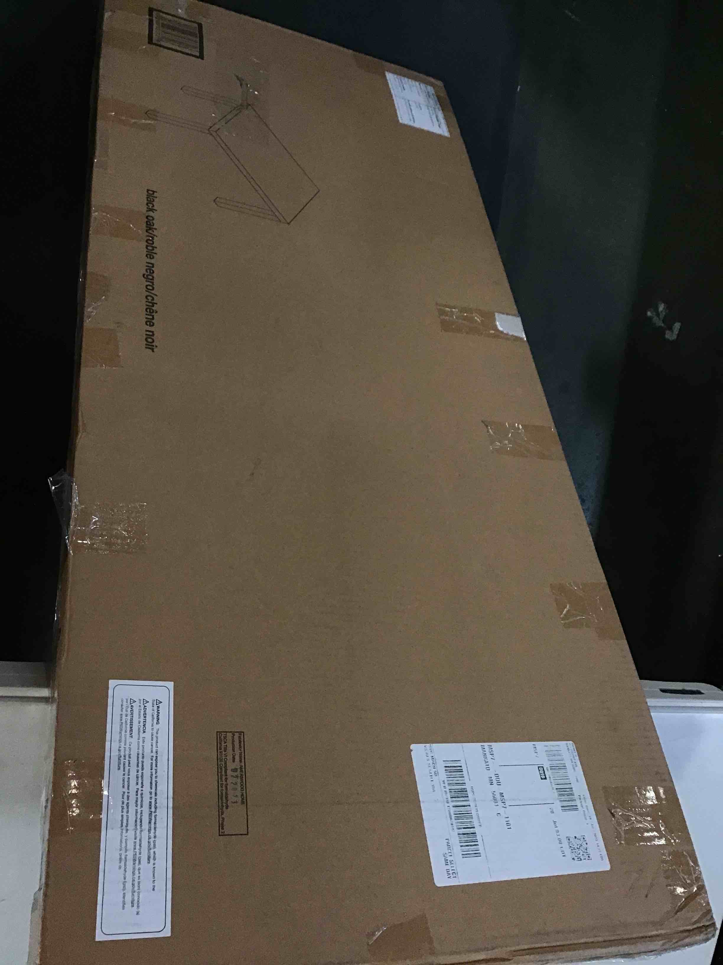 https://s3.amazonaws.com/lotting-images-prod/bidfta/BLU5008228_1693311139234.jpeg