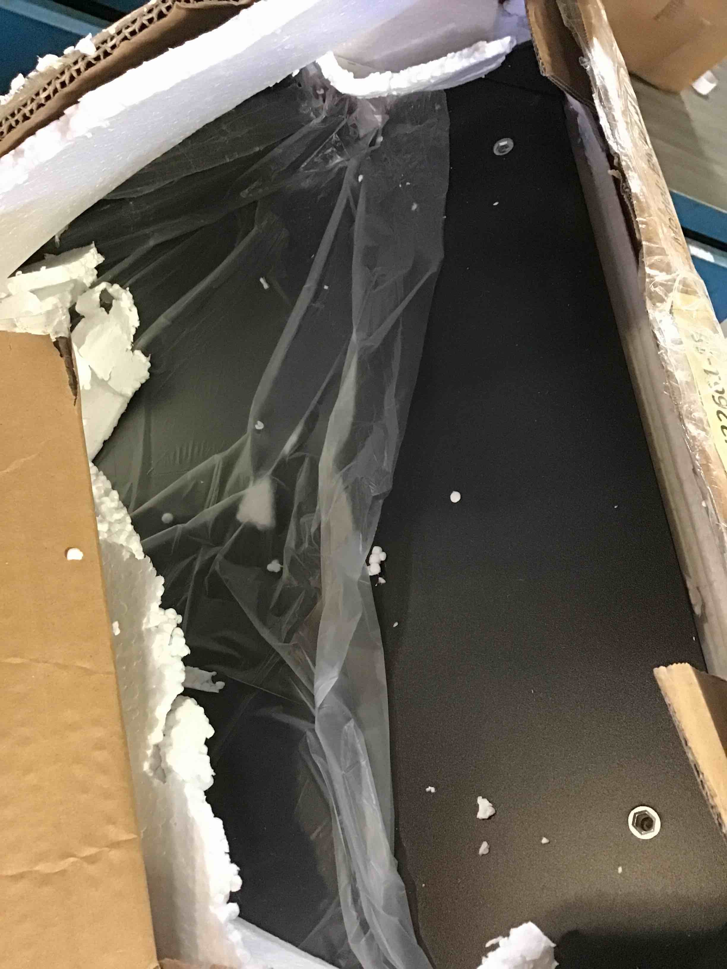 https://s3.amazonaws.com/lotting-images-prod/bidfta/BLU5008400_1693338064332.jpeg