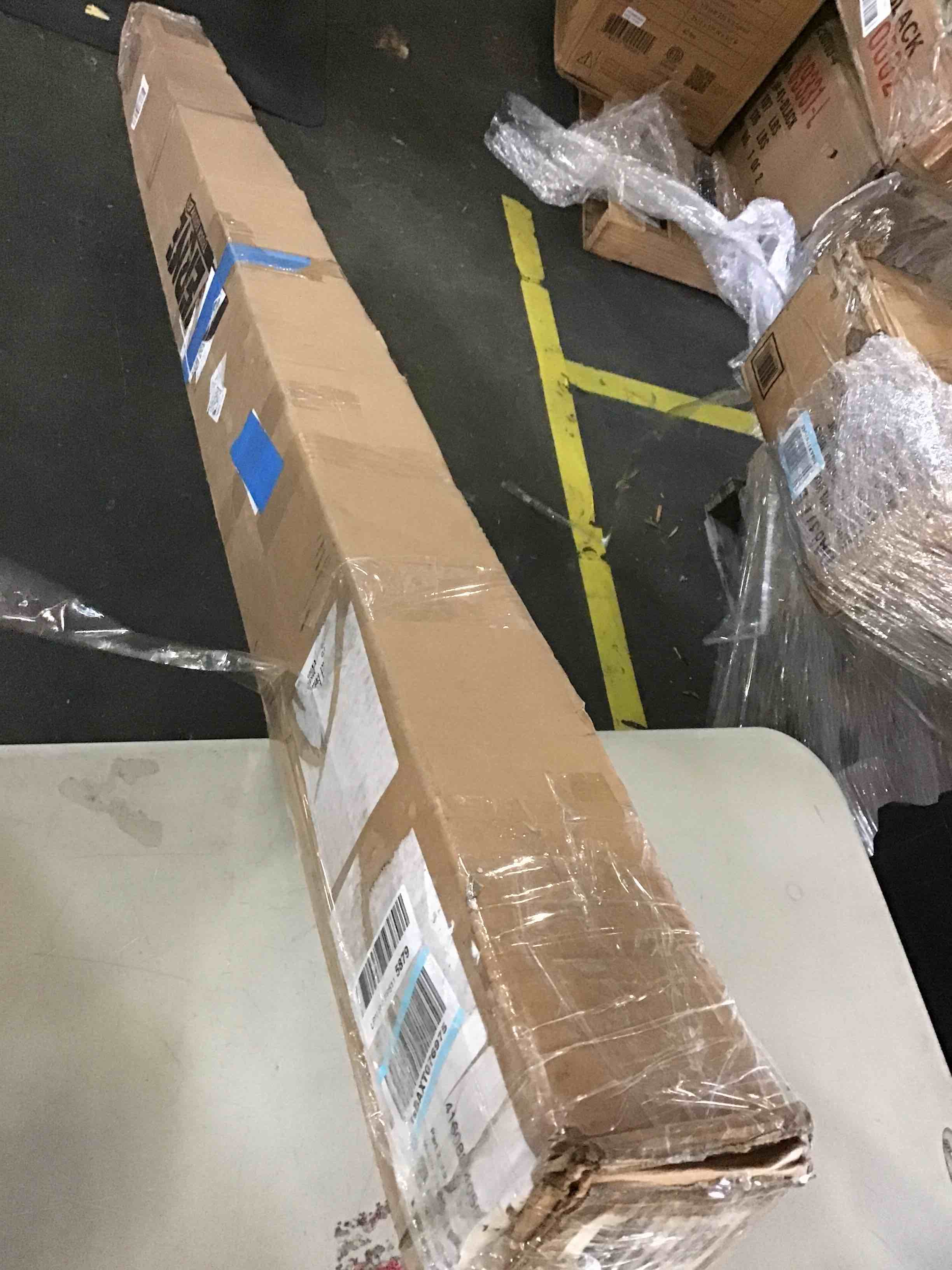 https://s3.amazonaws.com/lotting-images-prod/bidfta/BLU5008462_1693398799693.jpeg