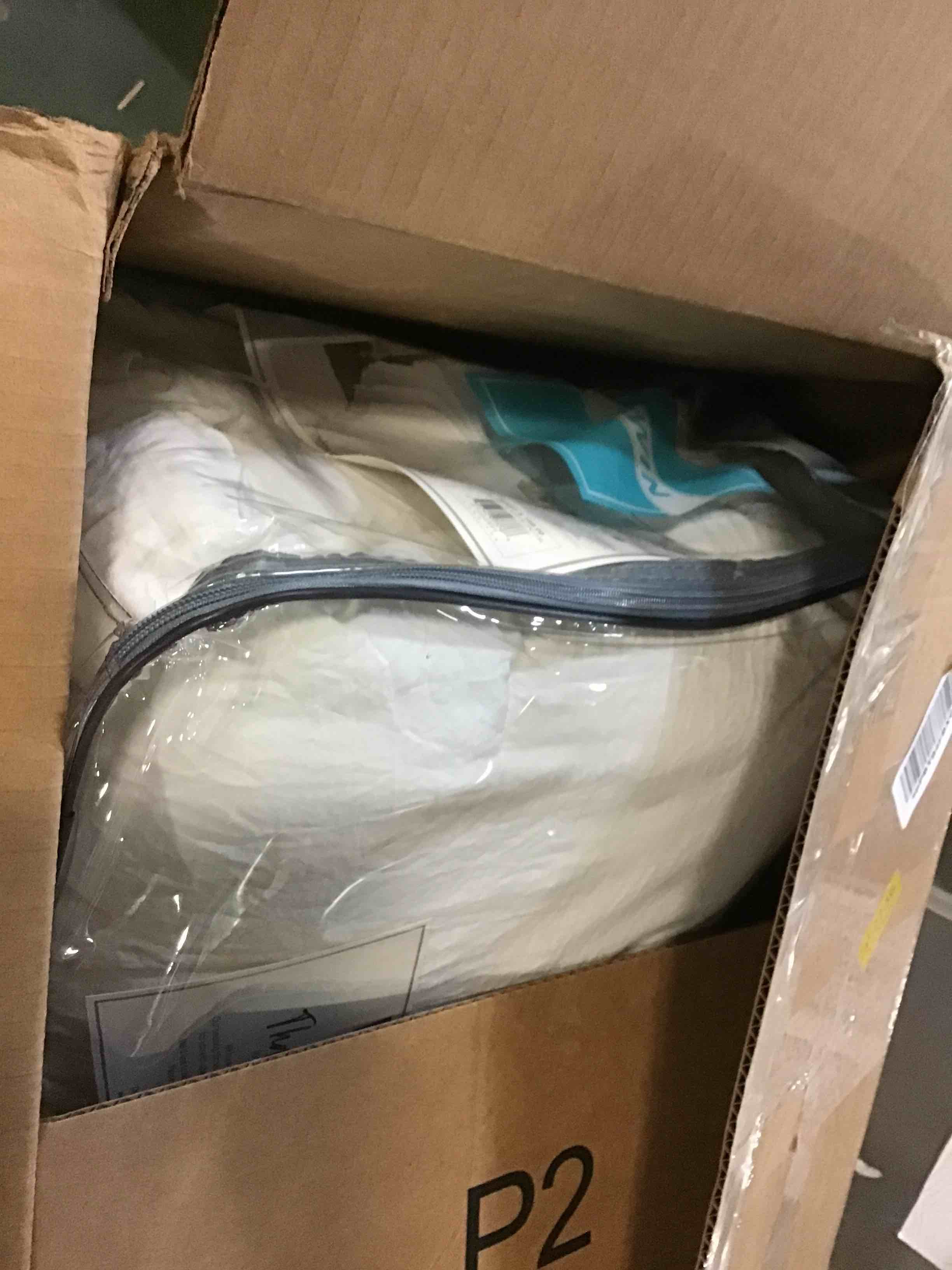https://s3.amazonaws.com/lotting-images-prod/bidfta/BLU5008664_1693479356907.jpeg