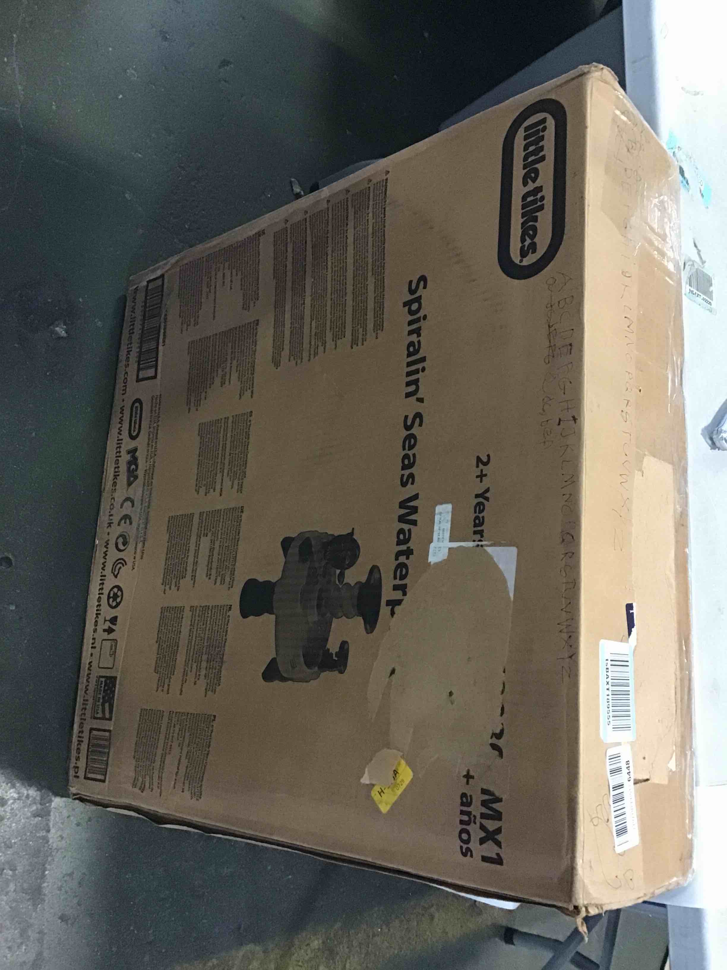 https://s3.amazonaws.com/lotting-images-prod/bidfta/BLU5008904_1693571836536.jpeg