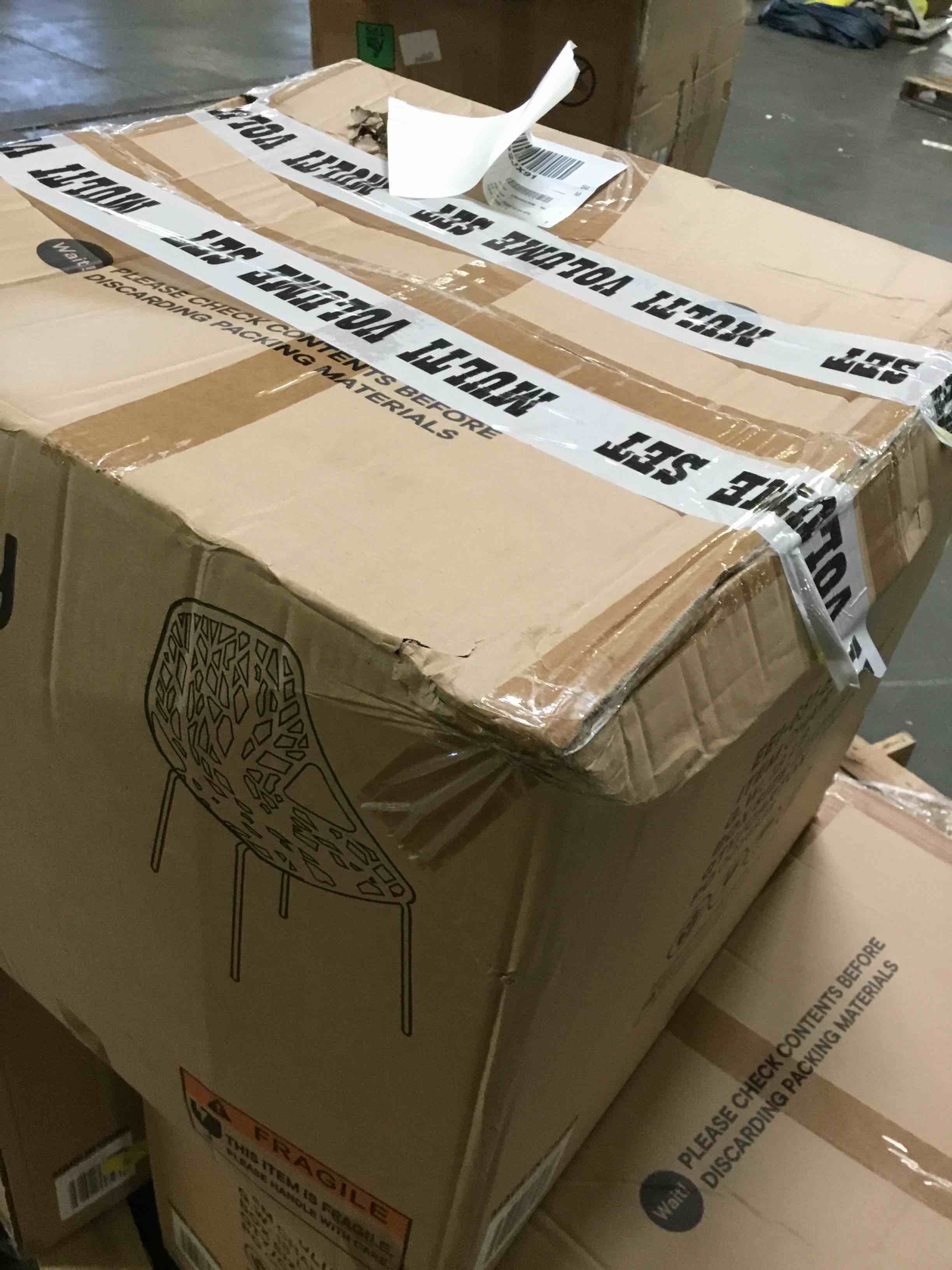 https://s3.amazonaws.com/lotting-images-prod/bidfta/BLU5009043_1693250853855.jpeg