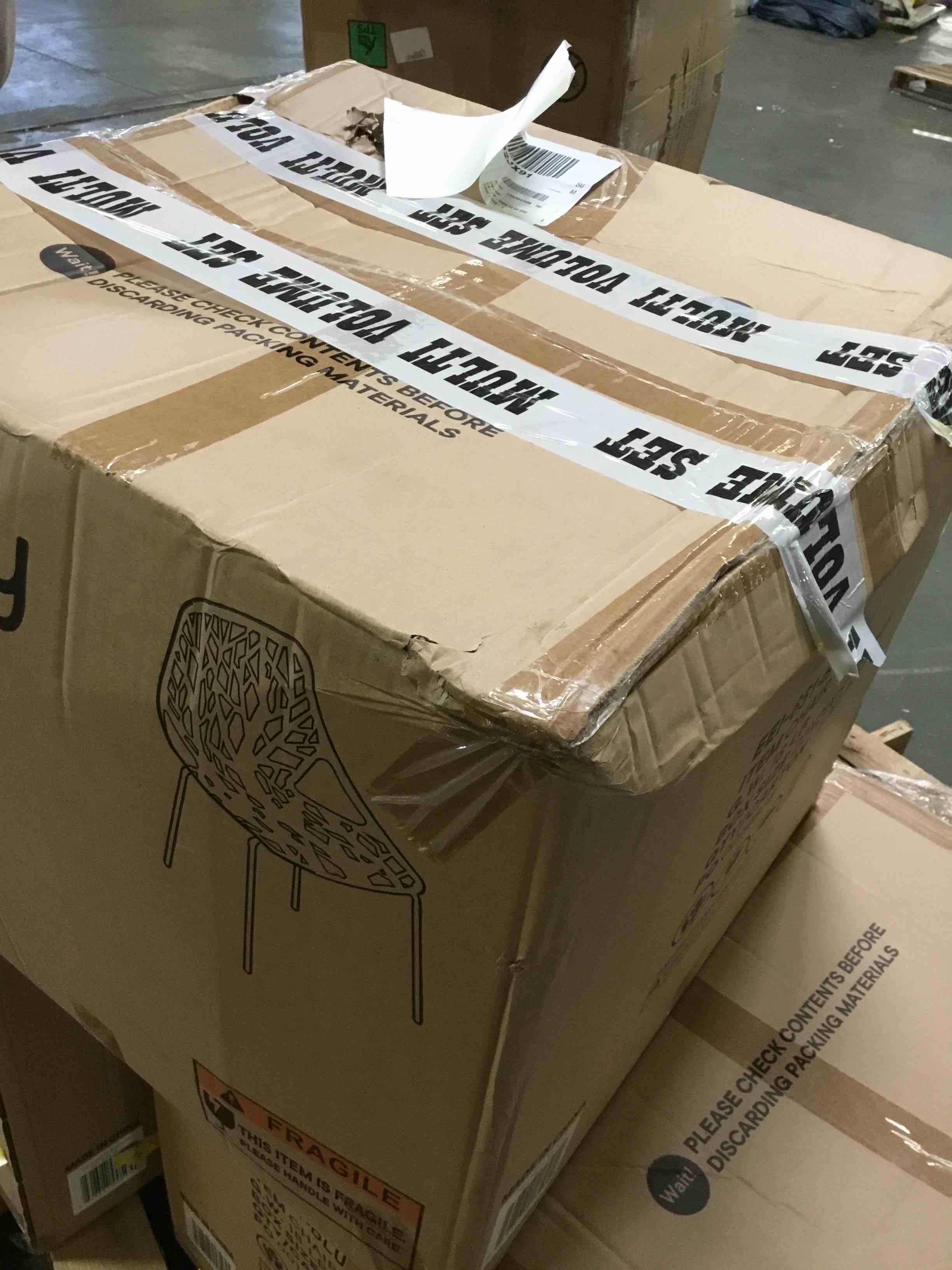 https://s3.amazonaws.com/lotting-images-prod/bidfta/BLU5009043_1693250854952.jpeg