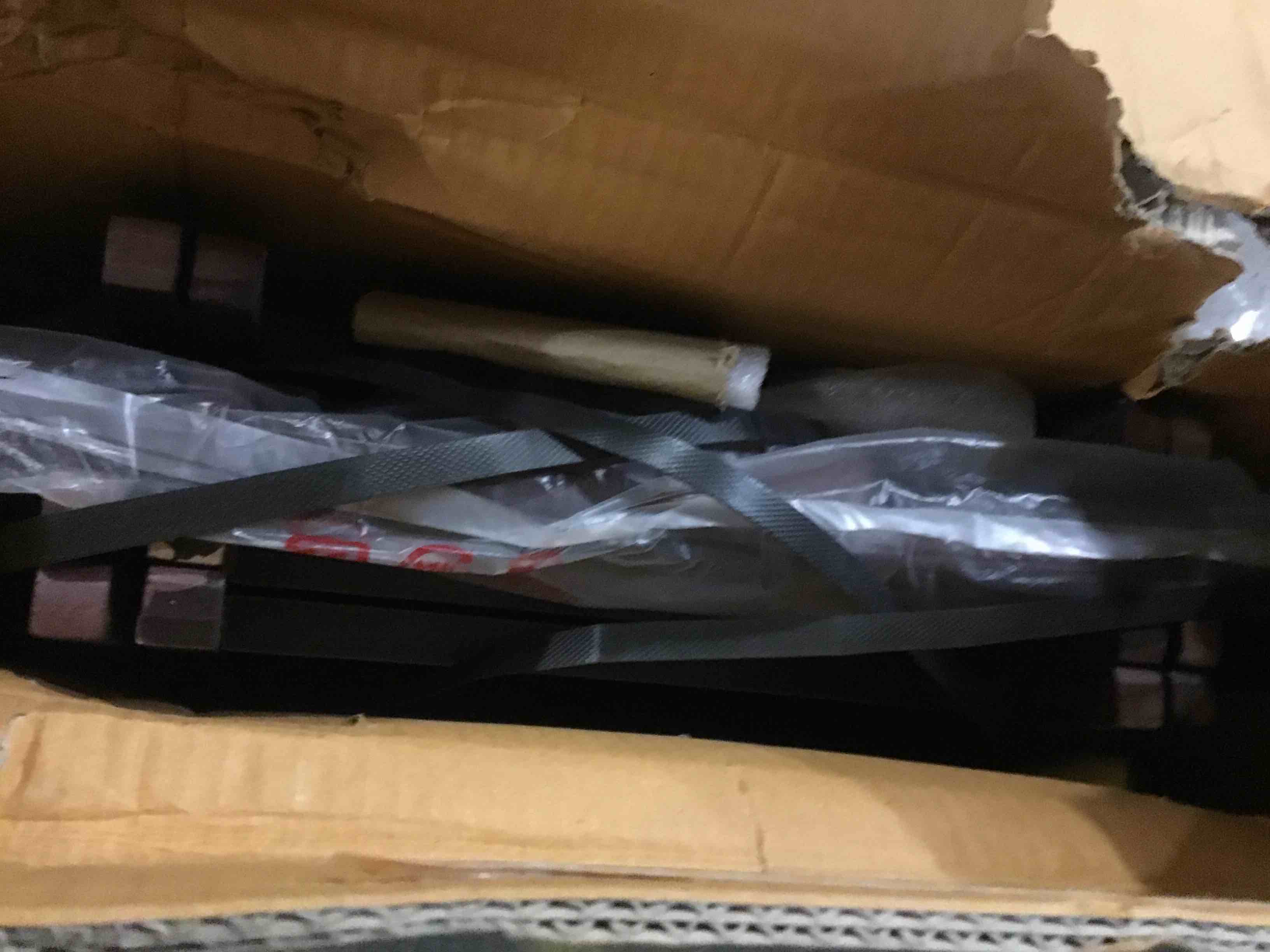 https://s3.amazonaws.com/lotting-images-prod/bidfta/BLU5009404_1693392618539.jpeg