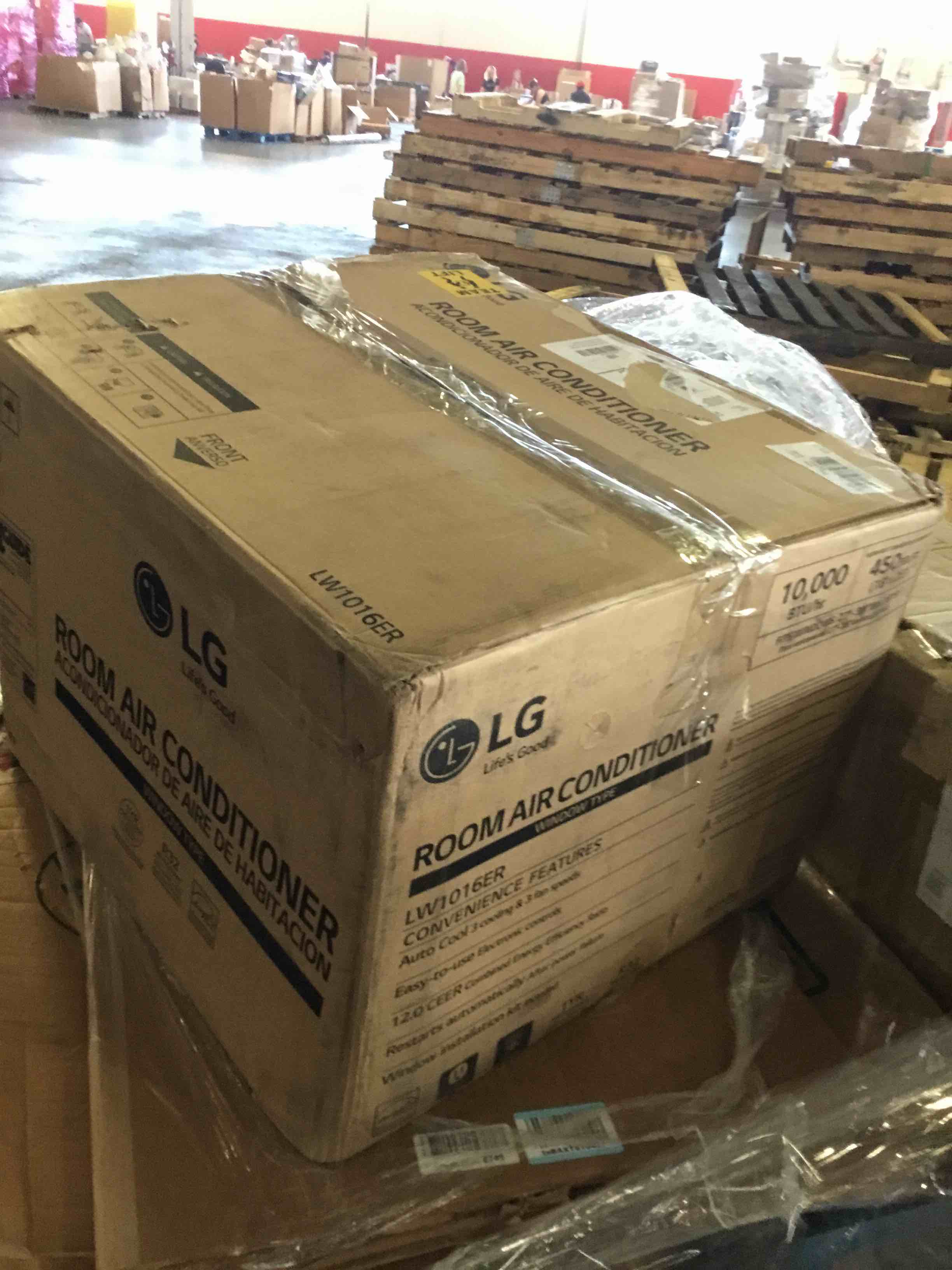 https://s3.amazonaws.com/lotting-images-prod/bidfta/BLU5009502_1693402415294.jpeg