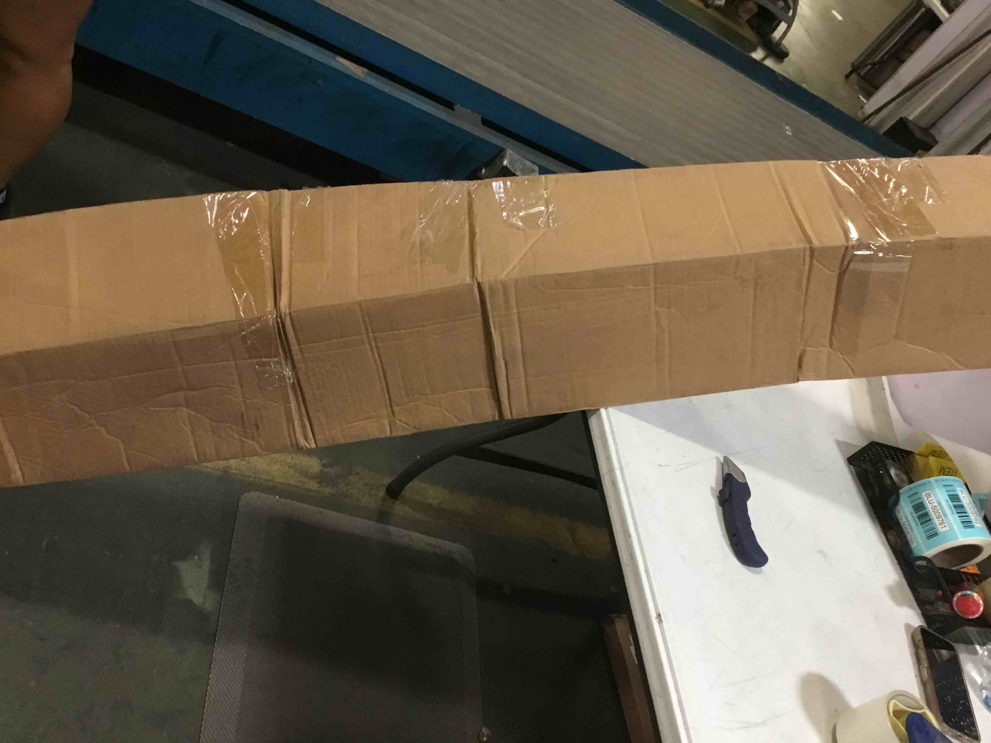 https://s3.amazonaws.com/lotting-images-prod/bidfta/BLU5009756_1693484325616.jpeg
