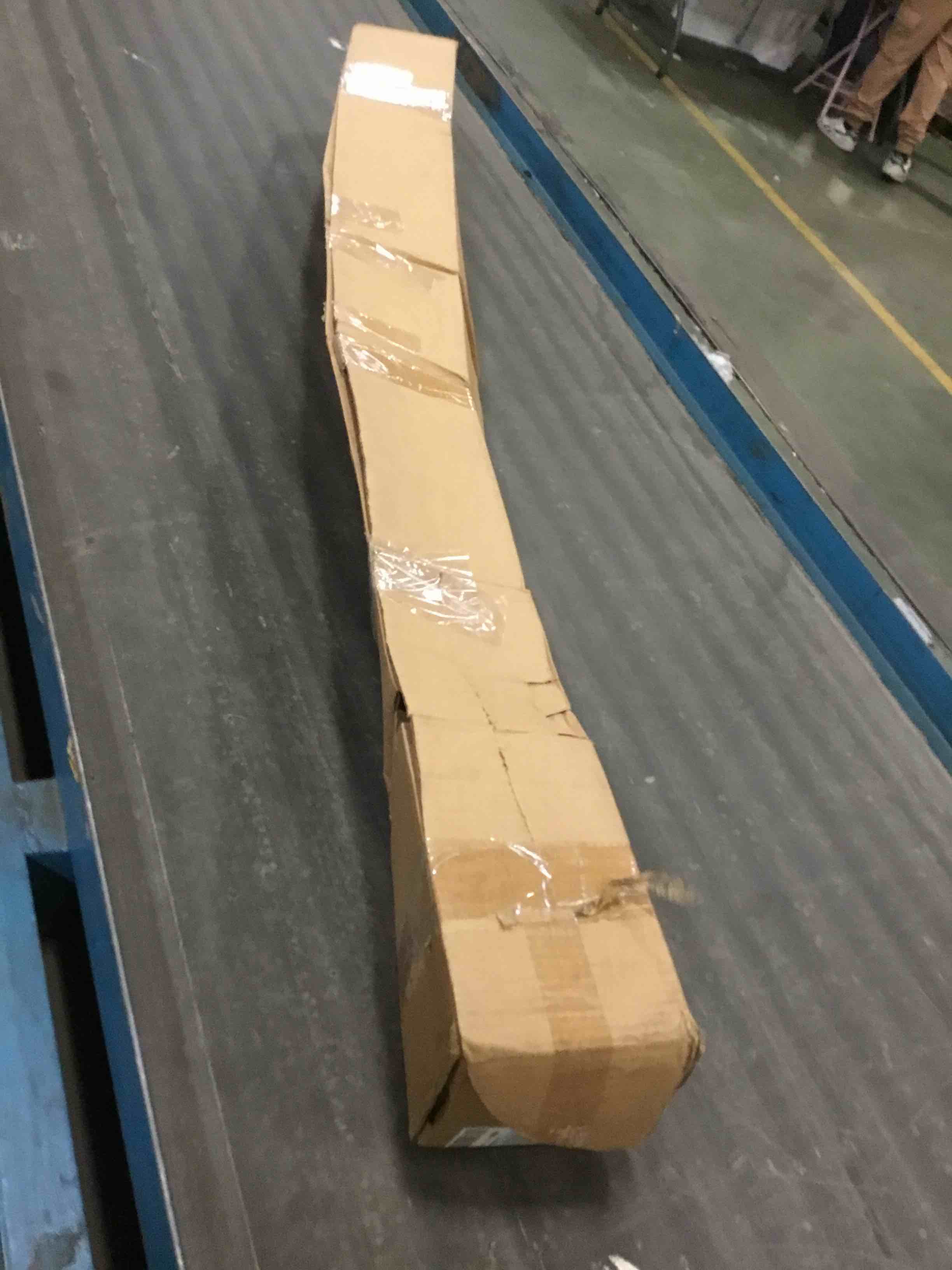 https://s3.amazonaws.com/lotting-images-prod/bidfta/BLU5009756_1693484355451.jpeg