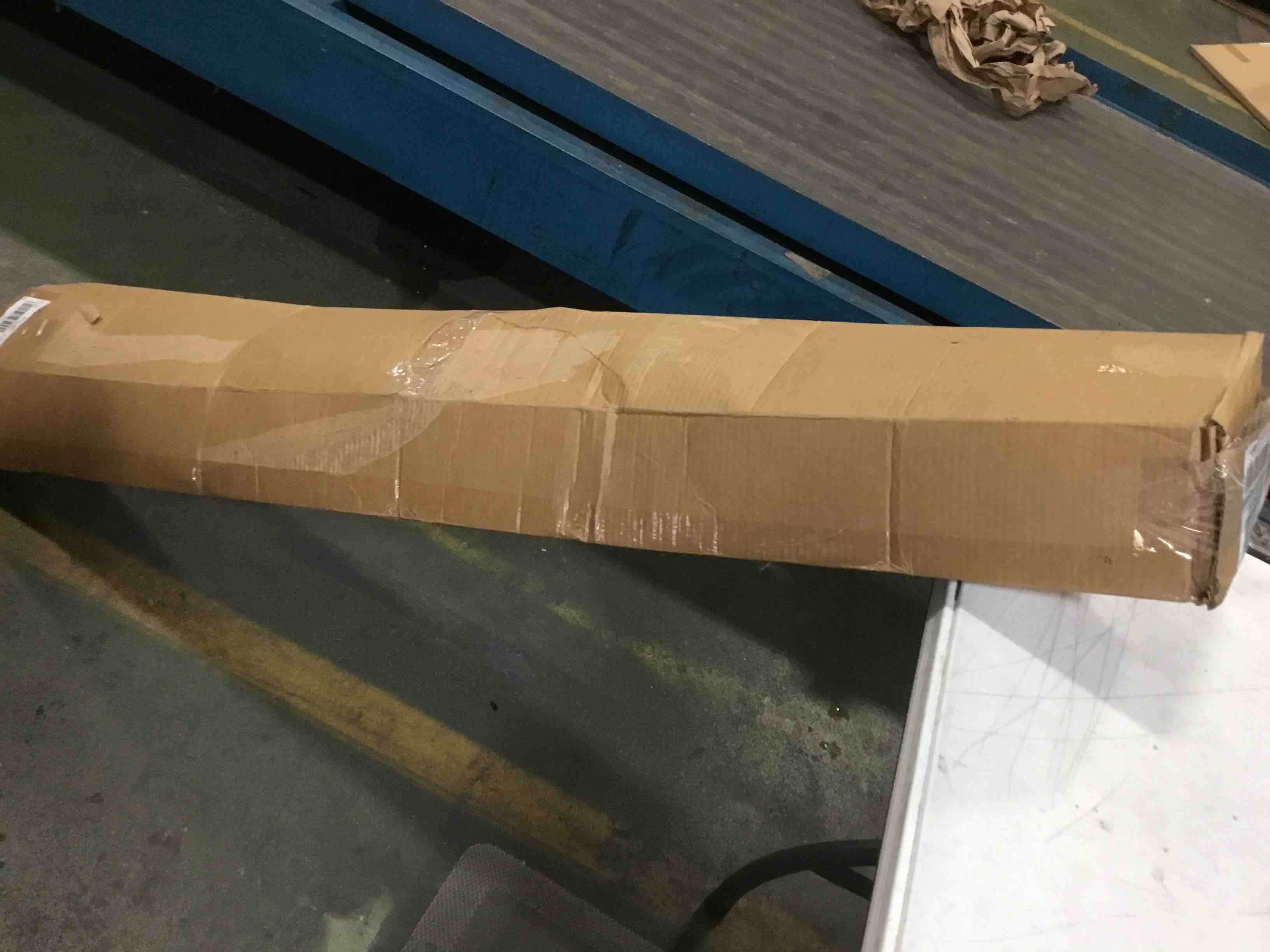 https://s3.amazonaws.com/lotting-images-prod/bidfta/BLU5009759_1693484704484.jpeg