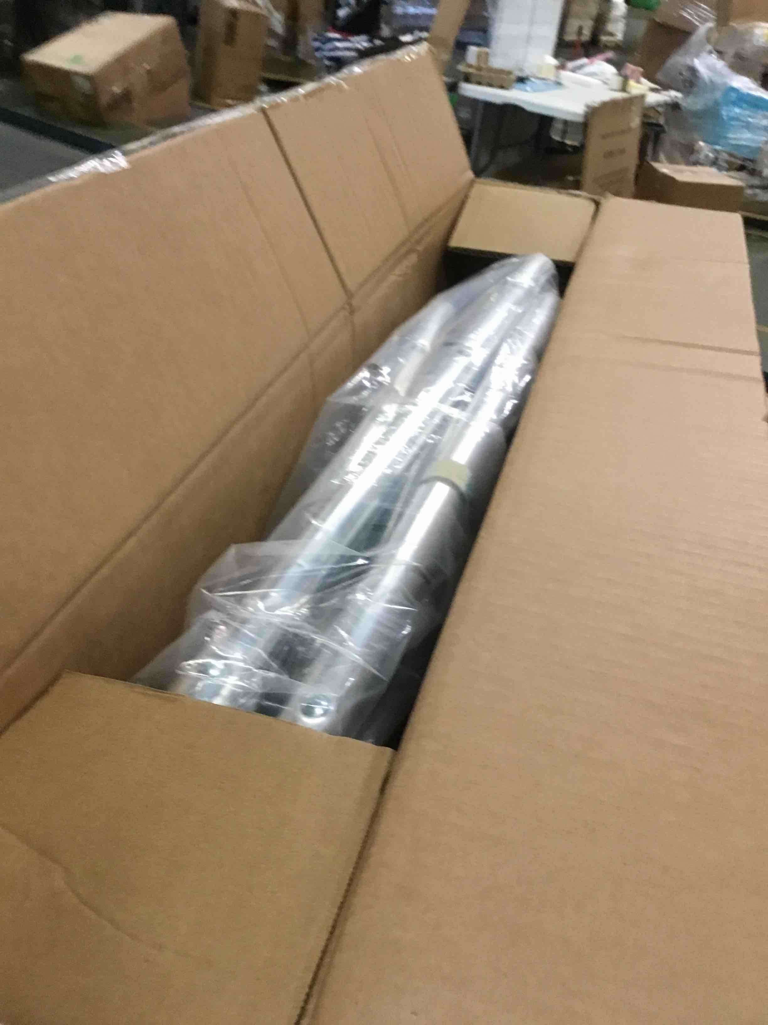 https://s3.amazonaws.com/lotting-images-prod/bidfta/BLU5010026_1693575262541.jpeg