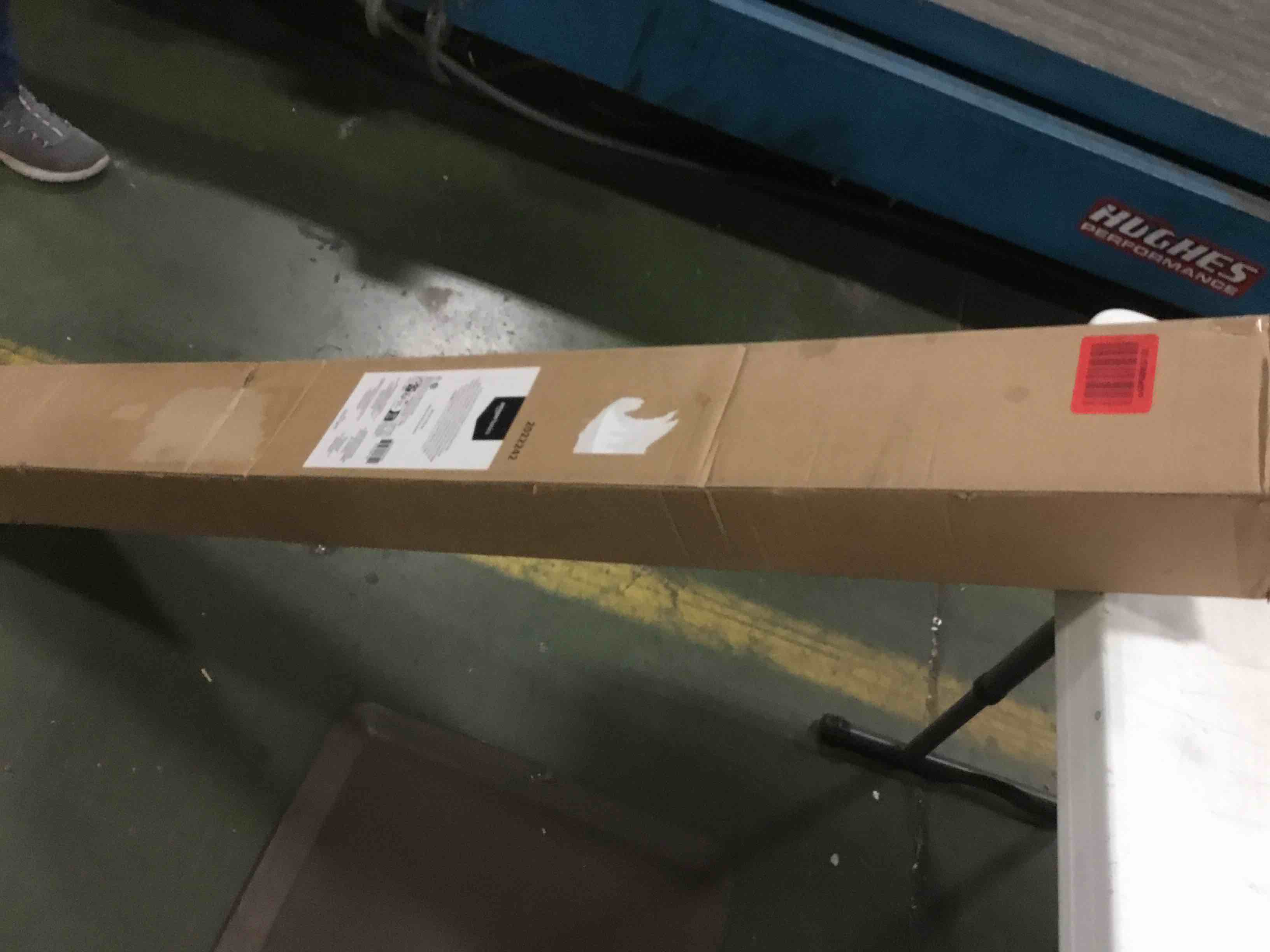 https://s3.amazonaws.com/lotting-images-prod/bidfta/BLU5010085_1693910347354.jpeg