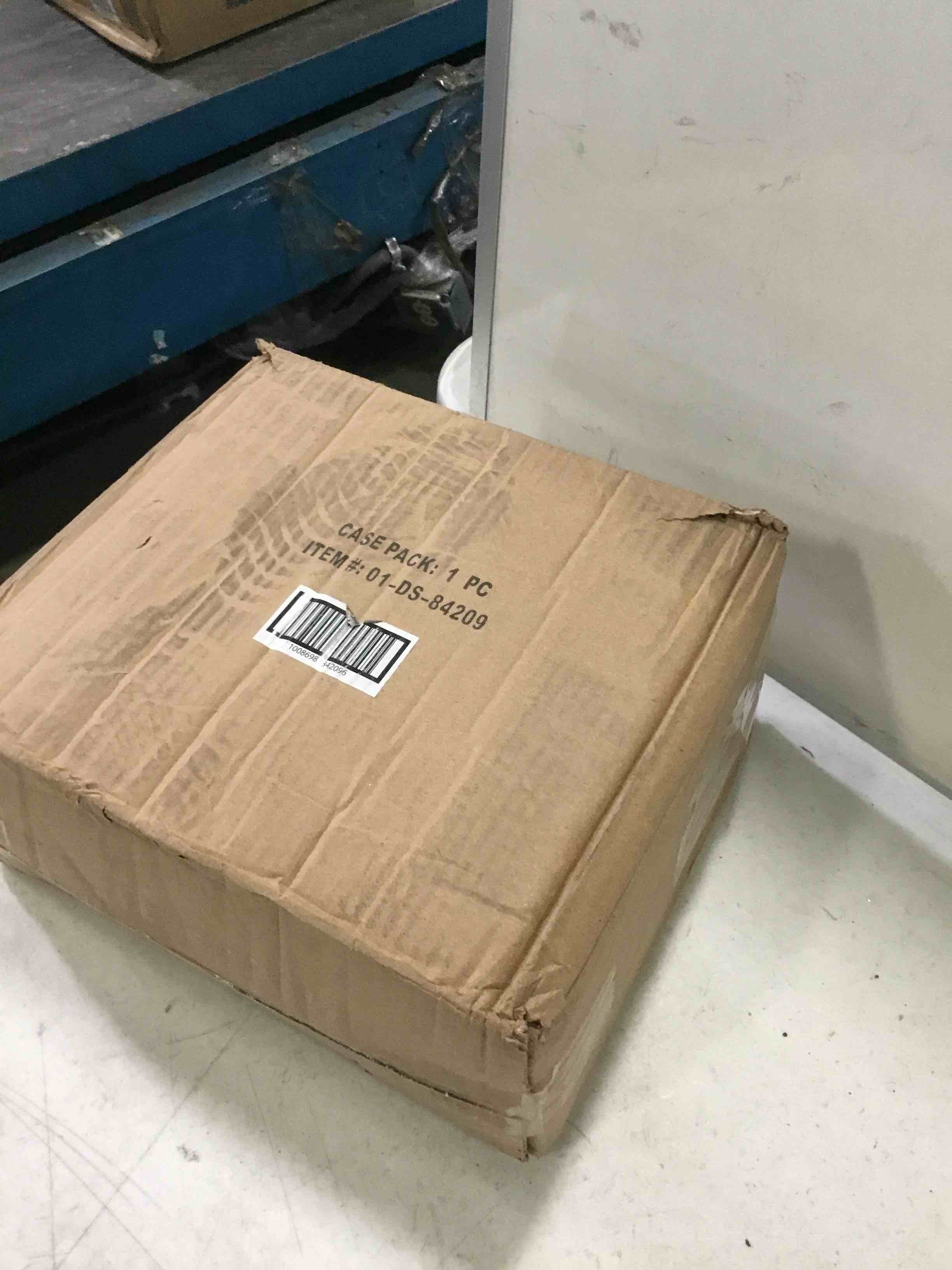 https://s3.amazonaws.com/lotting-images-prod/bidfta/BLU5010246_1693929150837.jpeg