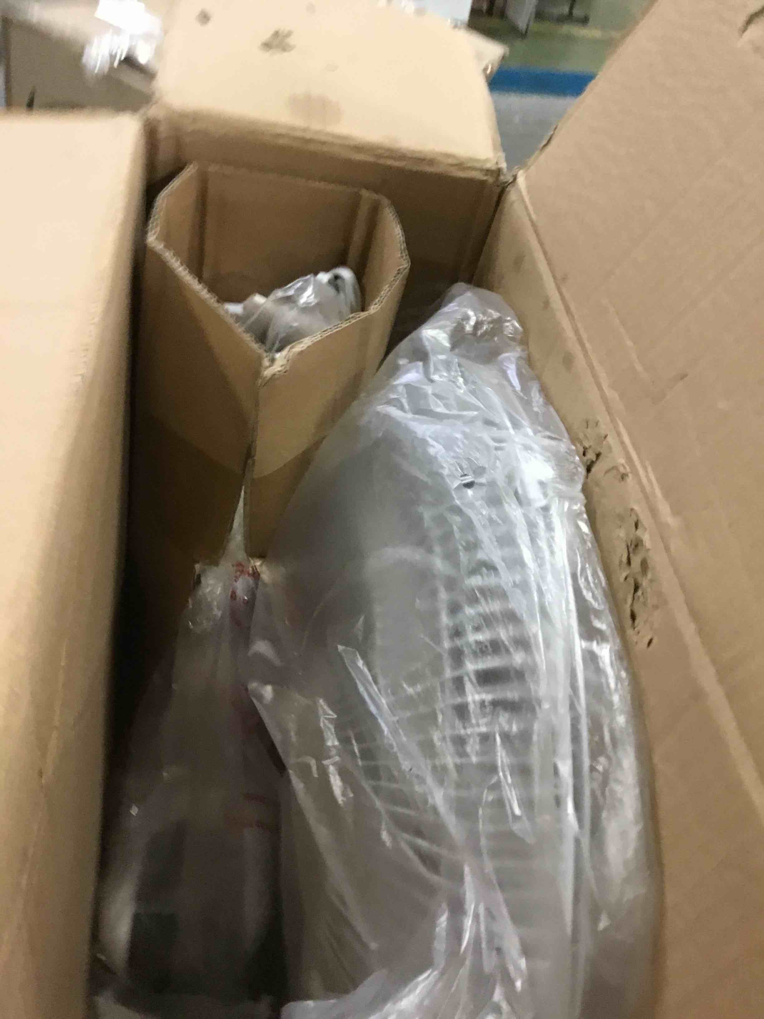 https://s3.amazonaws.com/lotting-images-prod/bidfta/BLU5010304_1693939338745.jpeg
