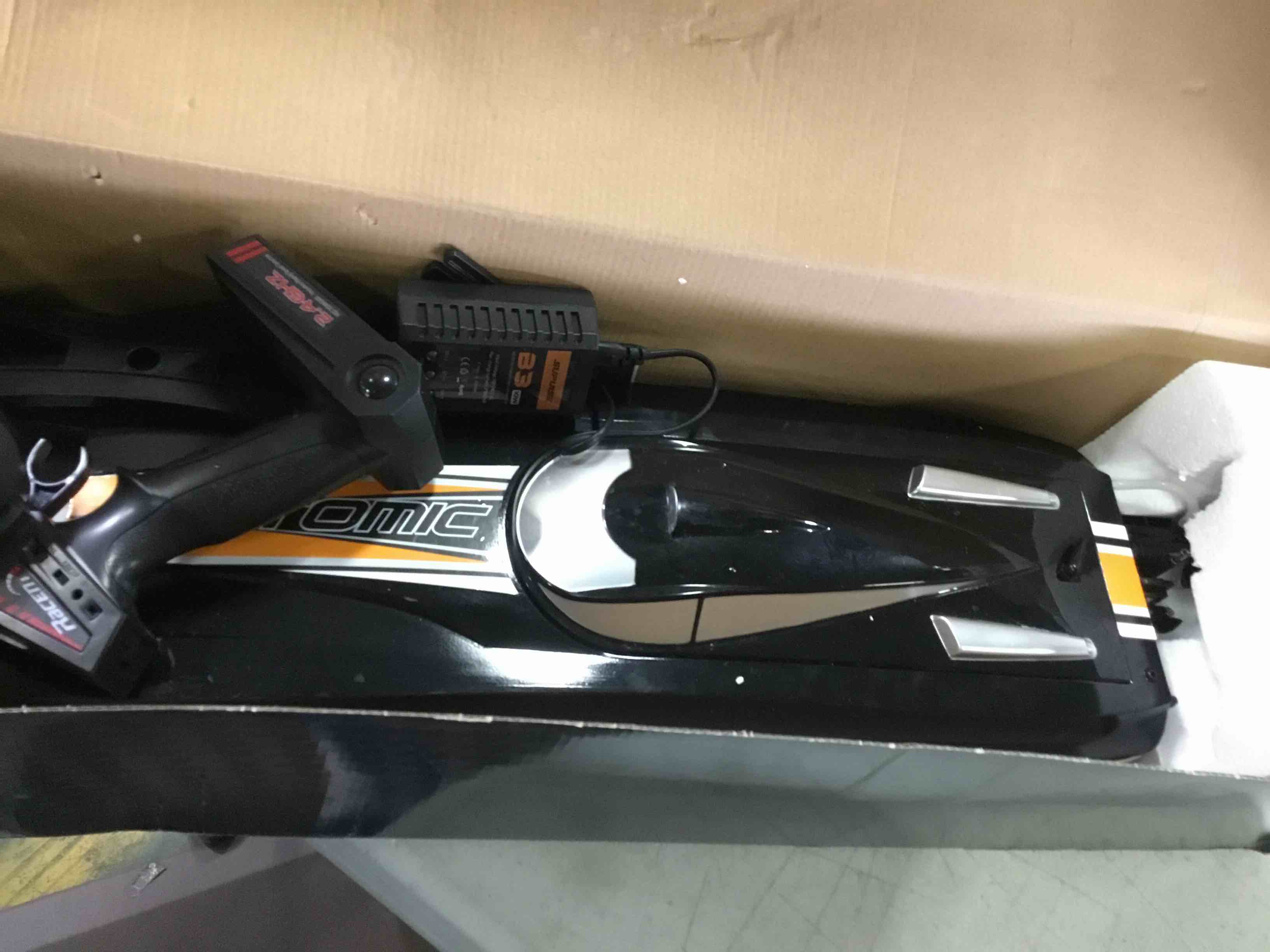 https://s3.amazonaws.com/lotting-images-prod/bidfta/BLU5010315_1693940329568.jpeg