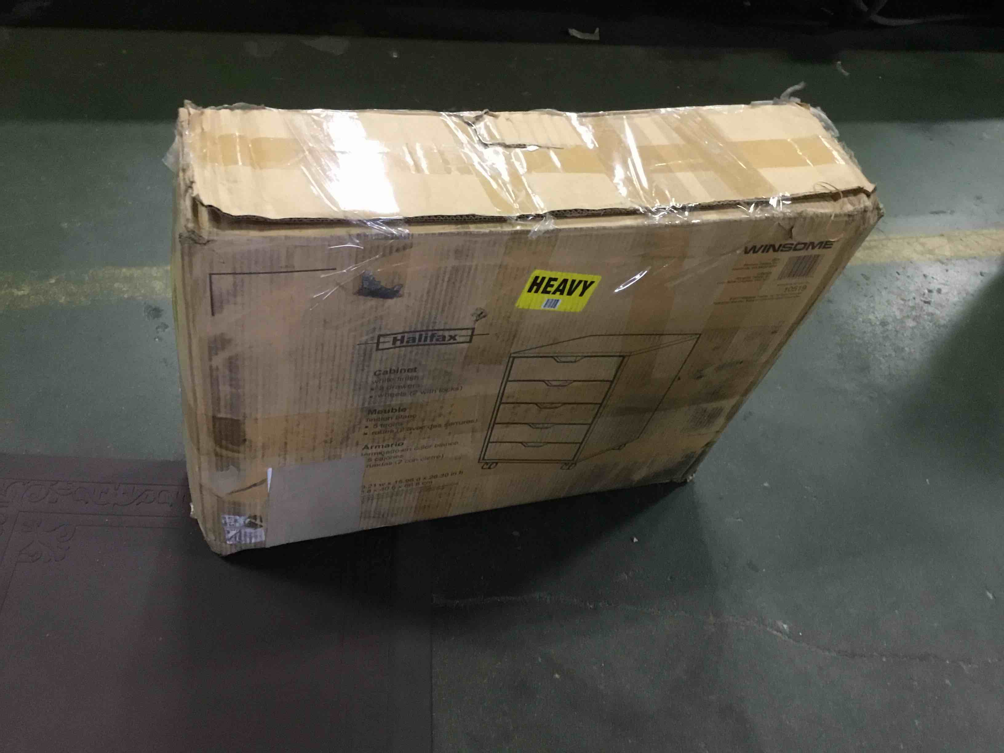 https://s3.amazonaws.com/lotting-images-prod/bidfta/BLU5010411_1694007942436.jpeg