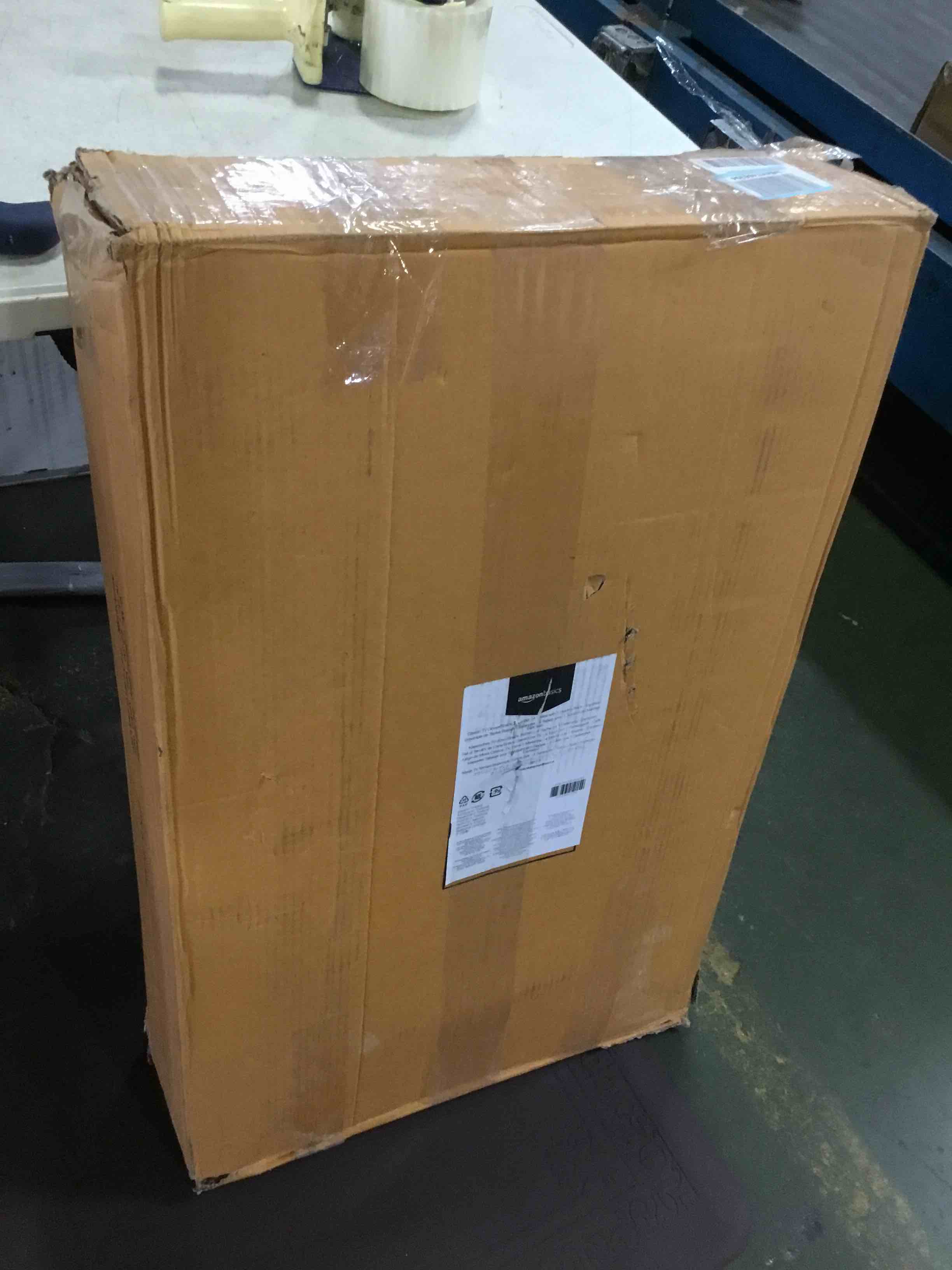 https://s3.amazonaws.com/lotting-images-prod/bidfta/BLU5010421_1694010101508.jpeg