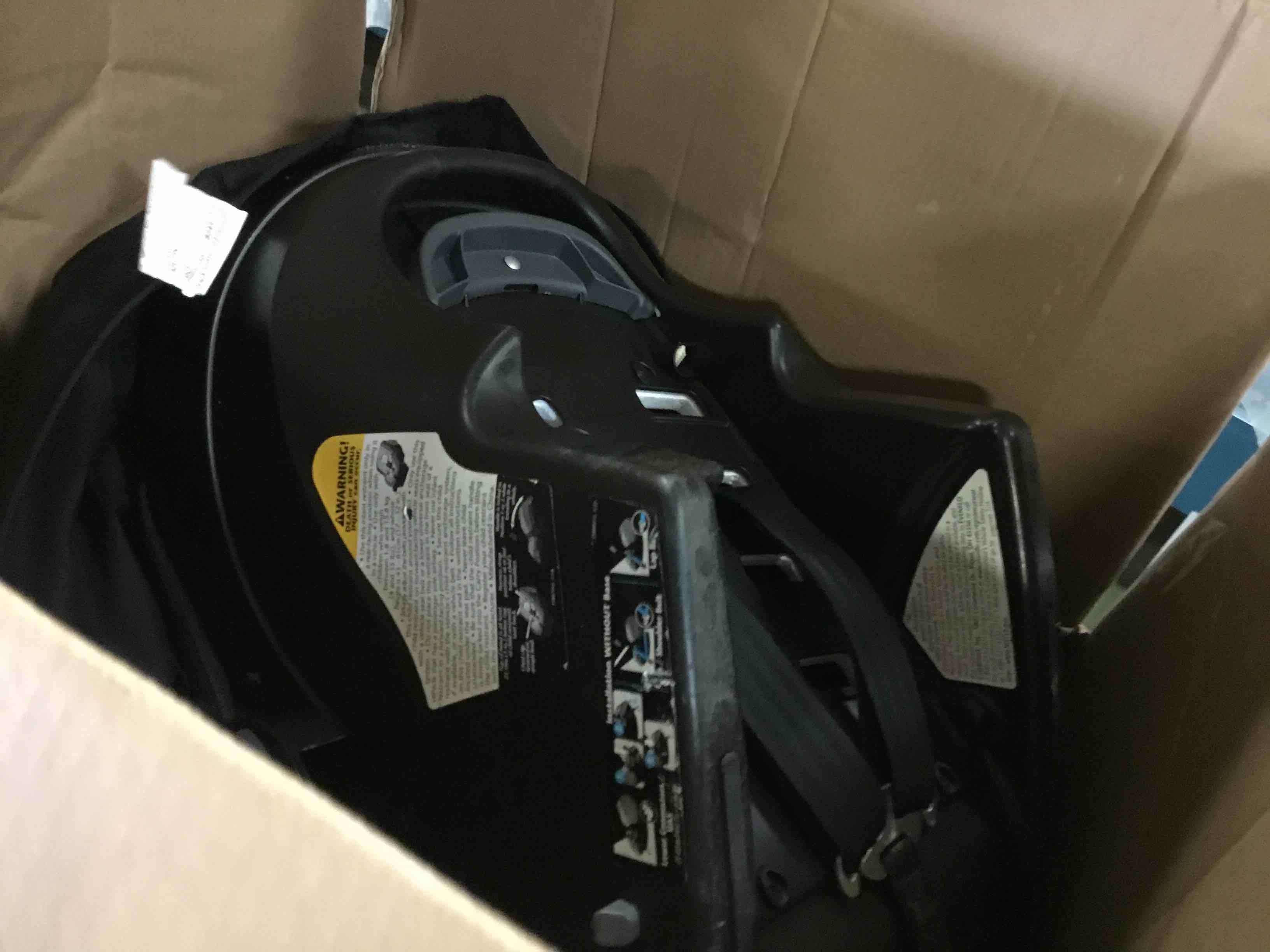 https://s3.amazonaws.com/lotting-images-prod/bidfta/BLU5010425_1694010912810.jpeg