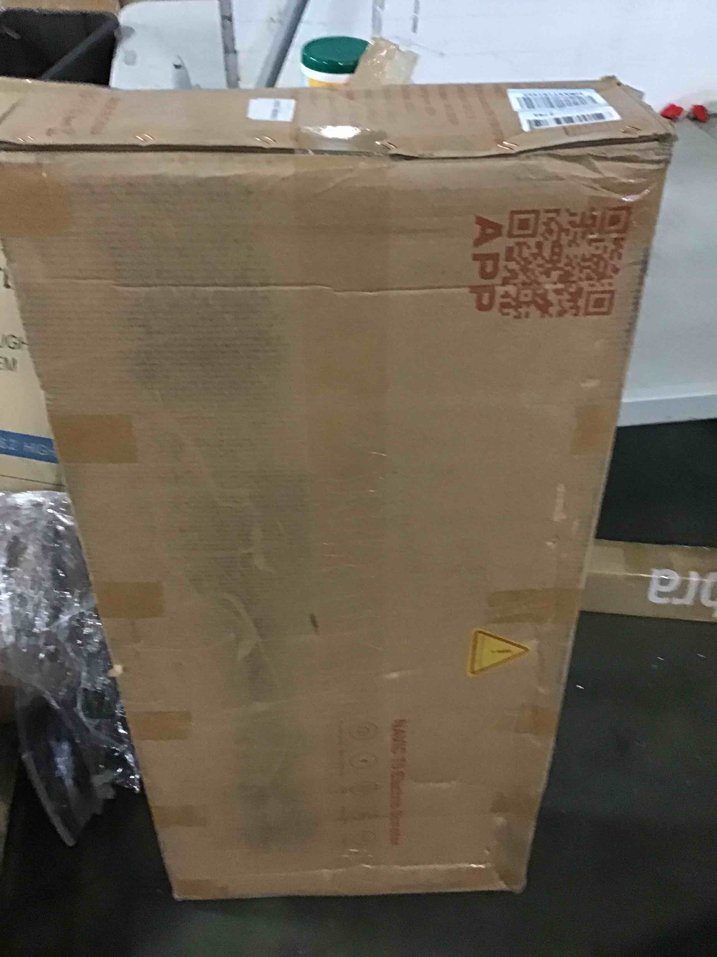https://s3.amazonaws.com/lotting-images-prod/bidfta/BLU5010908_1693392609804.jpeg