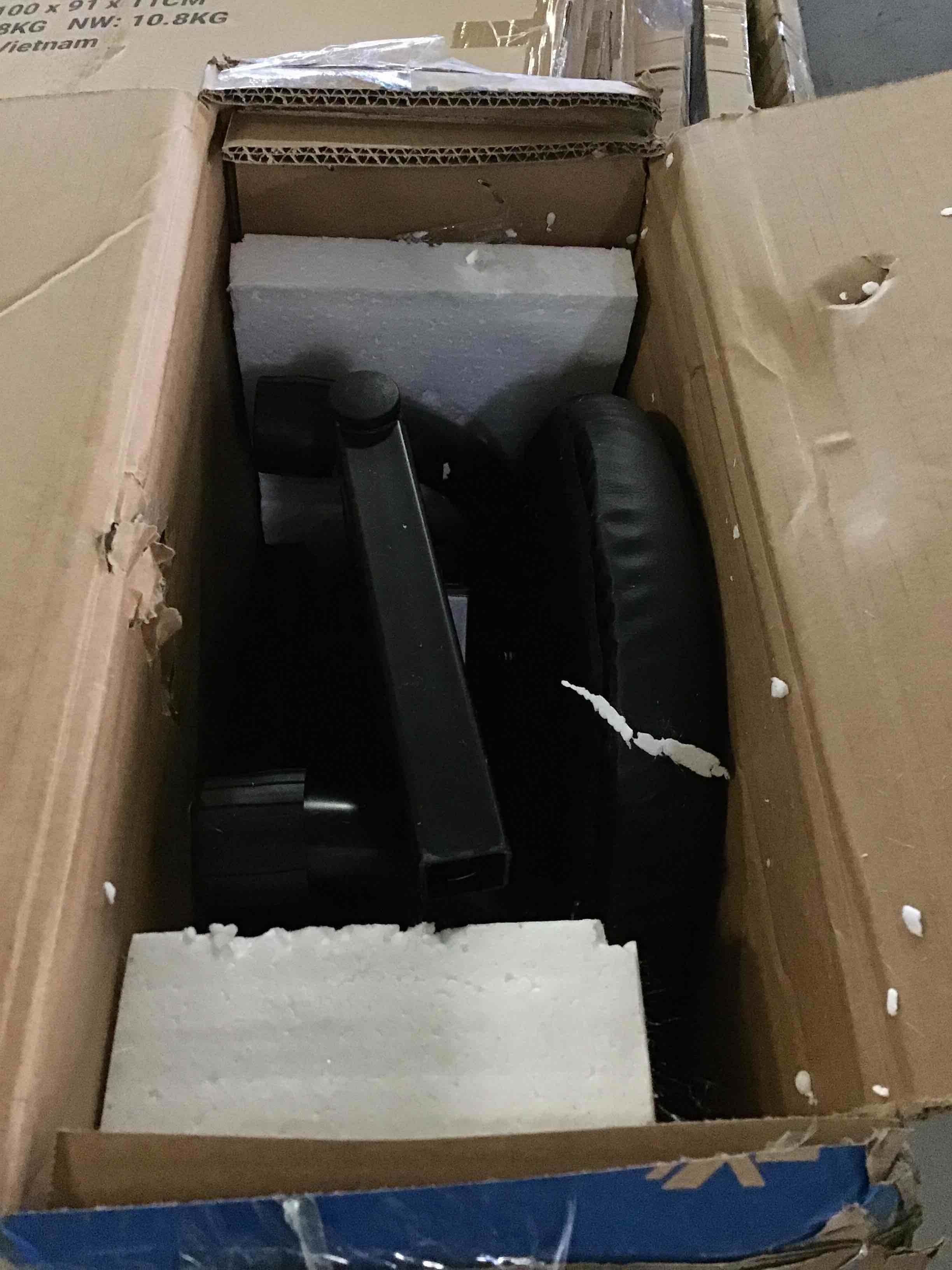https://s3.amazonaws.com/lotting-images-prod/bidfta/BLU5010941_1693398076133.jpeg