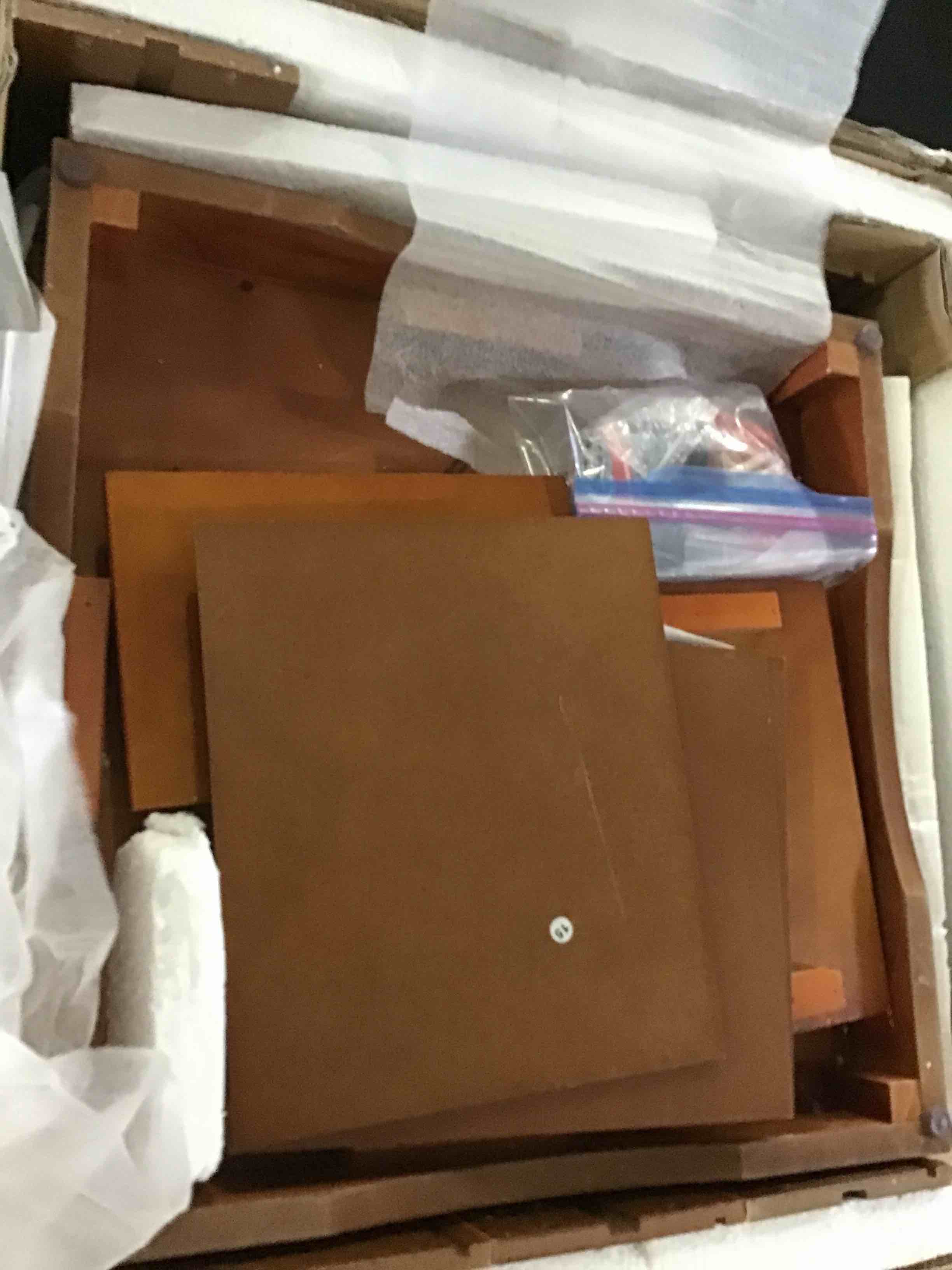 https://s3.amazonaws.com/lotting-images-prod/bidfta/BLU5011636_1694008204597.jpeg