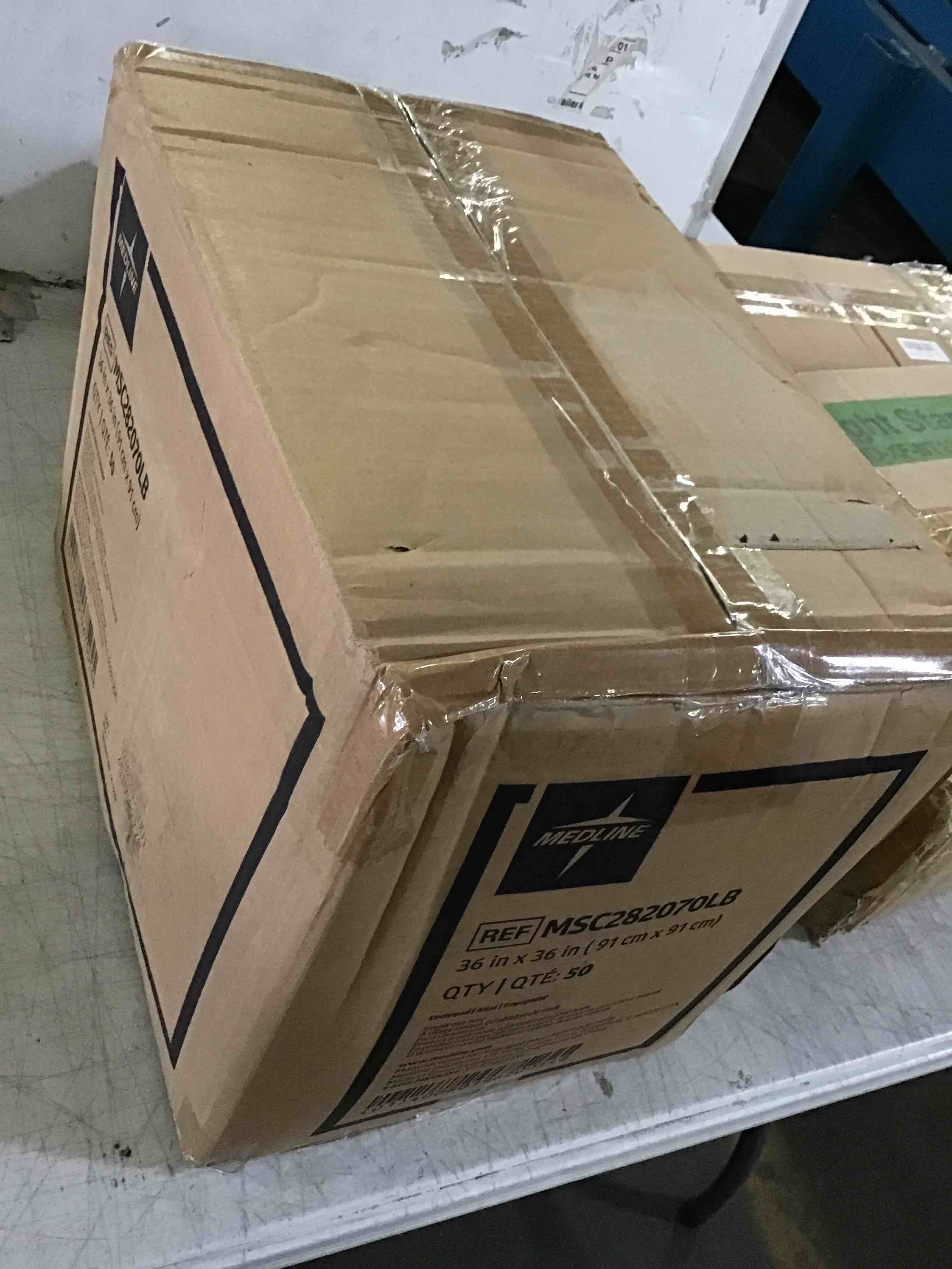 https://s3.amazonaws.com/lotting-images-prod/bidfta/BLU5011703_1694023080397.jpeg