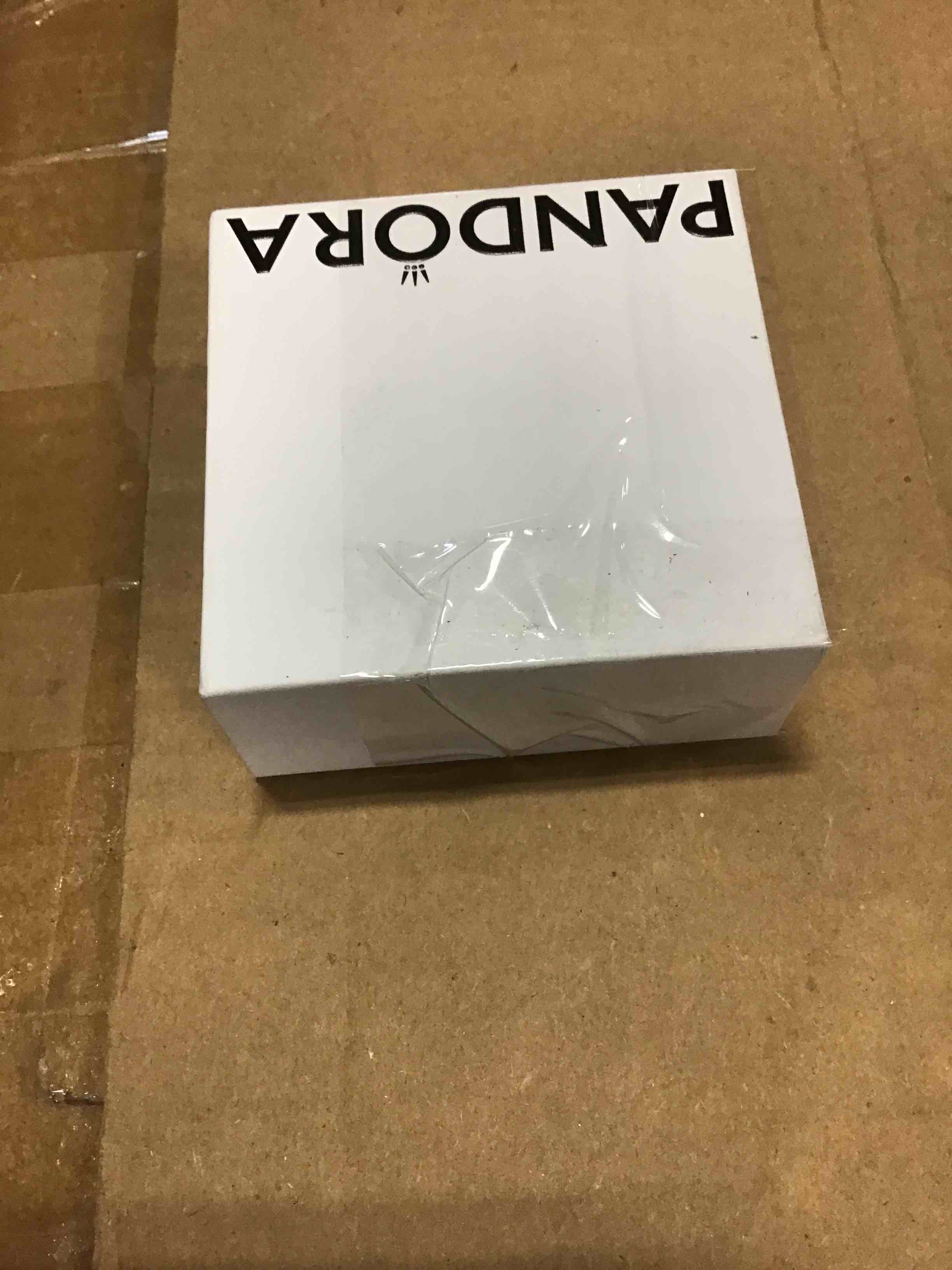https://s3.amazonaws.com/lotting-images-prod/bidfta/BLU5012502_1687176453213.jpeg
