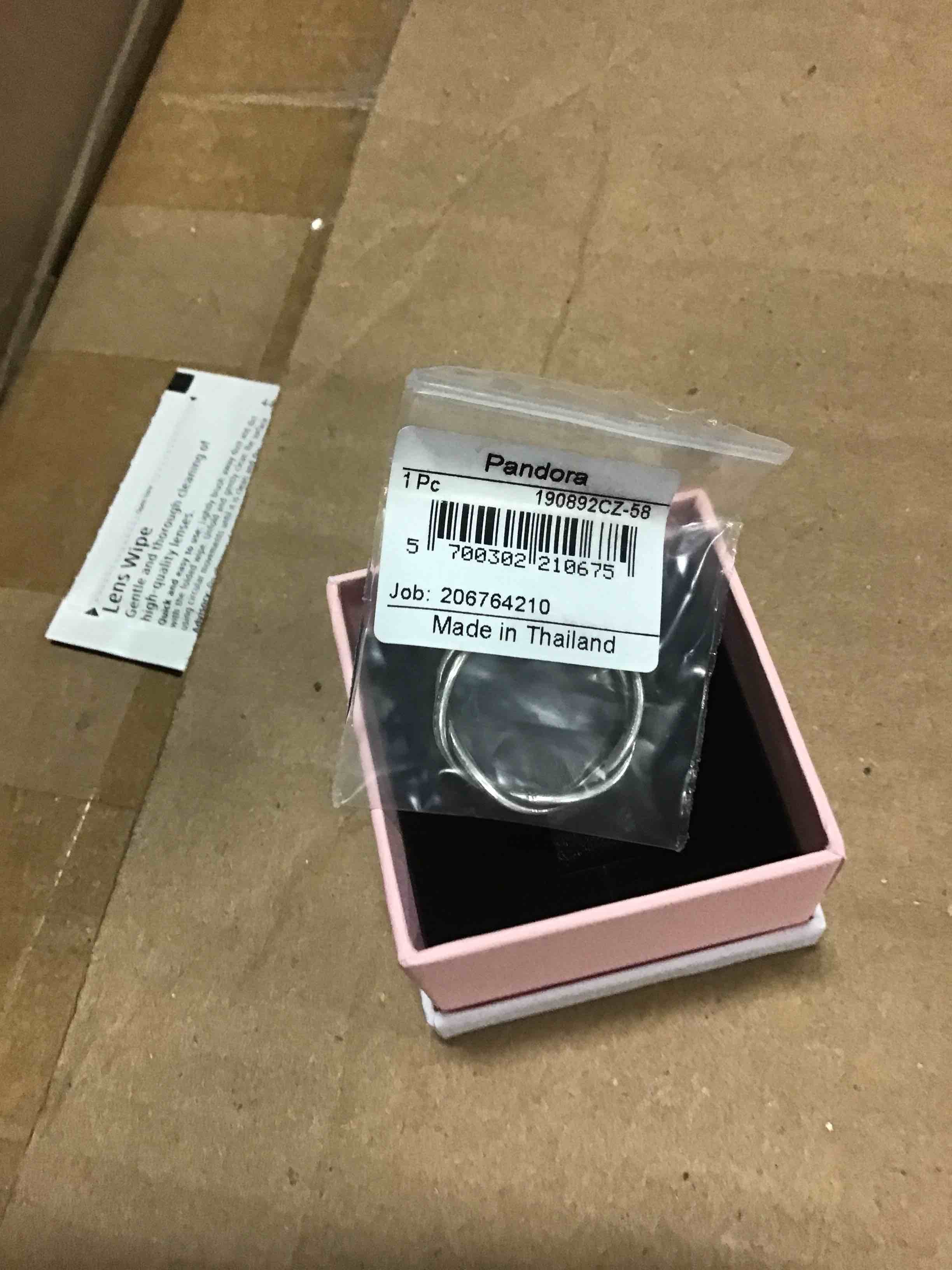 https://s3.amazonaws.com/lotting-images-prod/bidfta/BLU5012543_1687180594892.jpeg