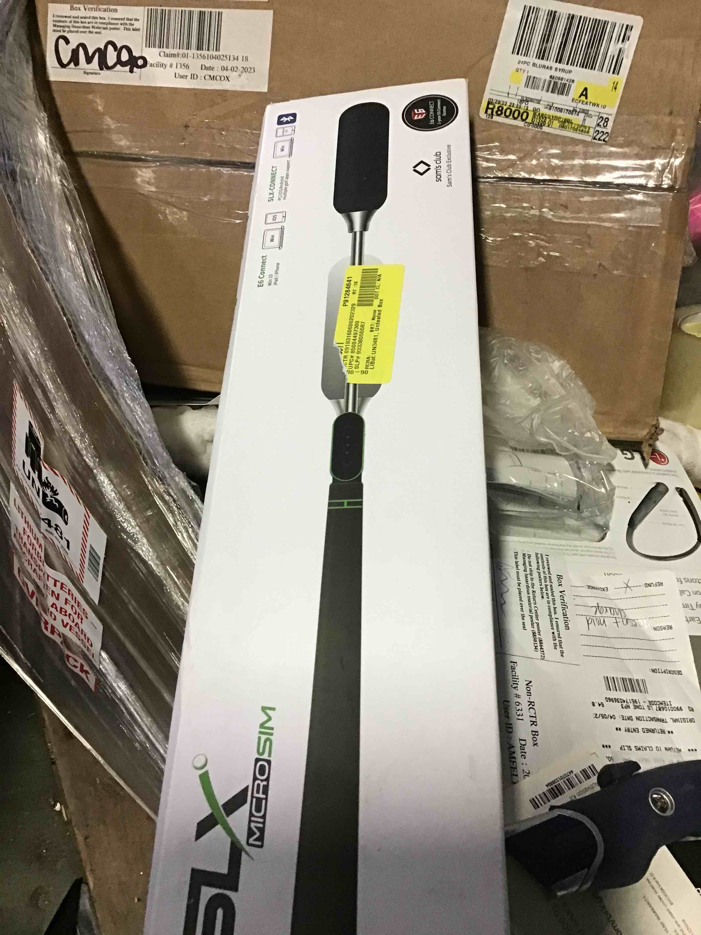 https://s3.amazonaws.com/lotting-images-prod/bidfta/BLU5014003_1687199393419.jpeg