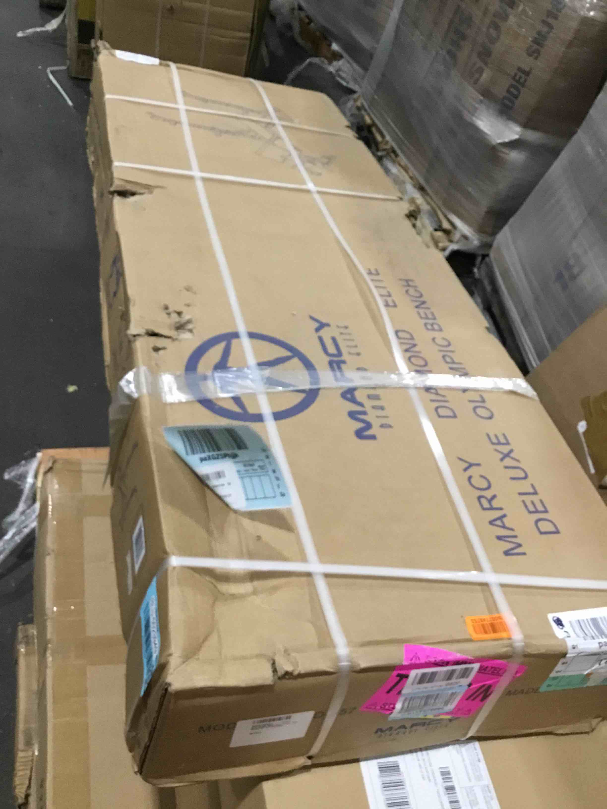 https://s3.amazonaws.com/lotting-images-prod/bidfta/BLU5023949_1689864856396.jpeg