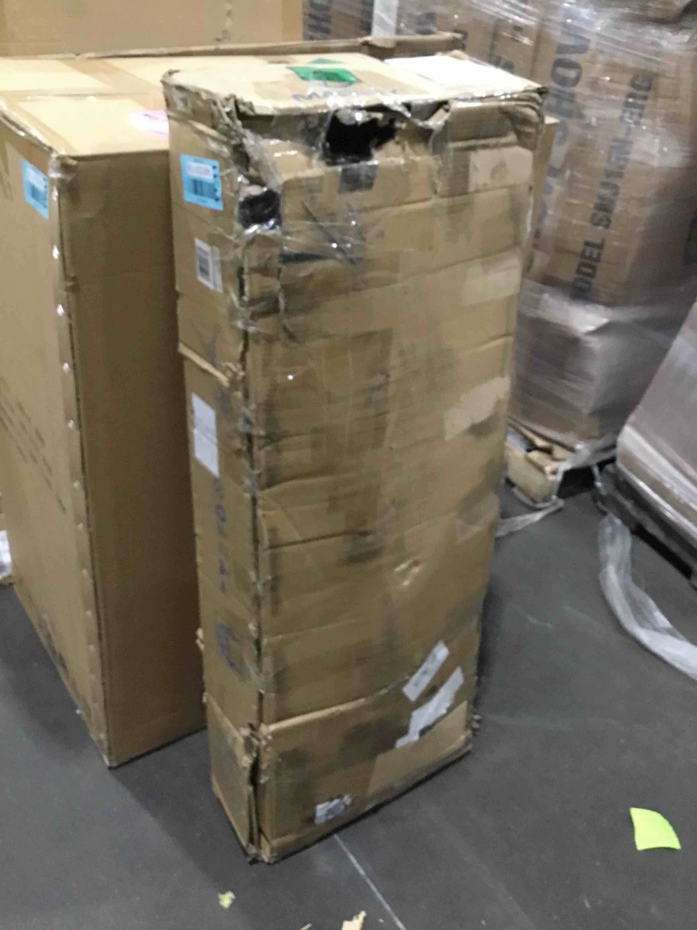 https://s3.amazonaws.com/lotting-images-prod/bidfta/BLU5023956_1689868862876.jpeg